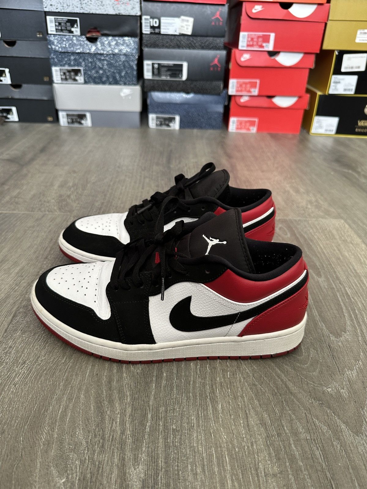 Nike Nike Jordan 1 Low “Black toe” 2019 Men’s Size 10 55358 116 Size US 10 / EU 43 - 7 Thumbnail