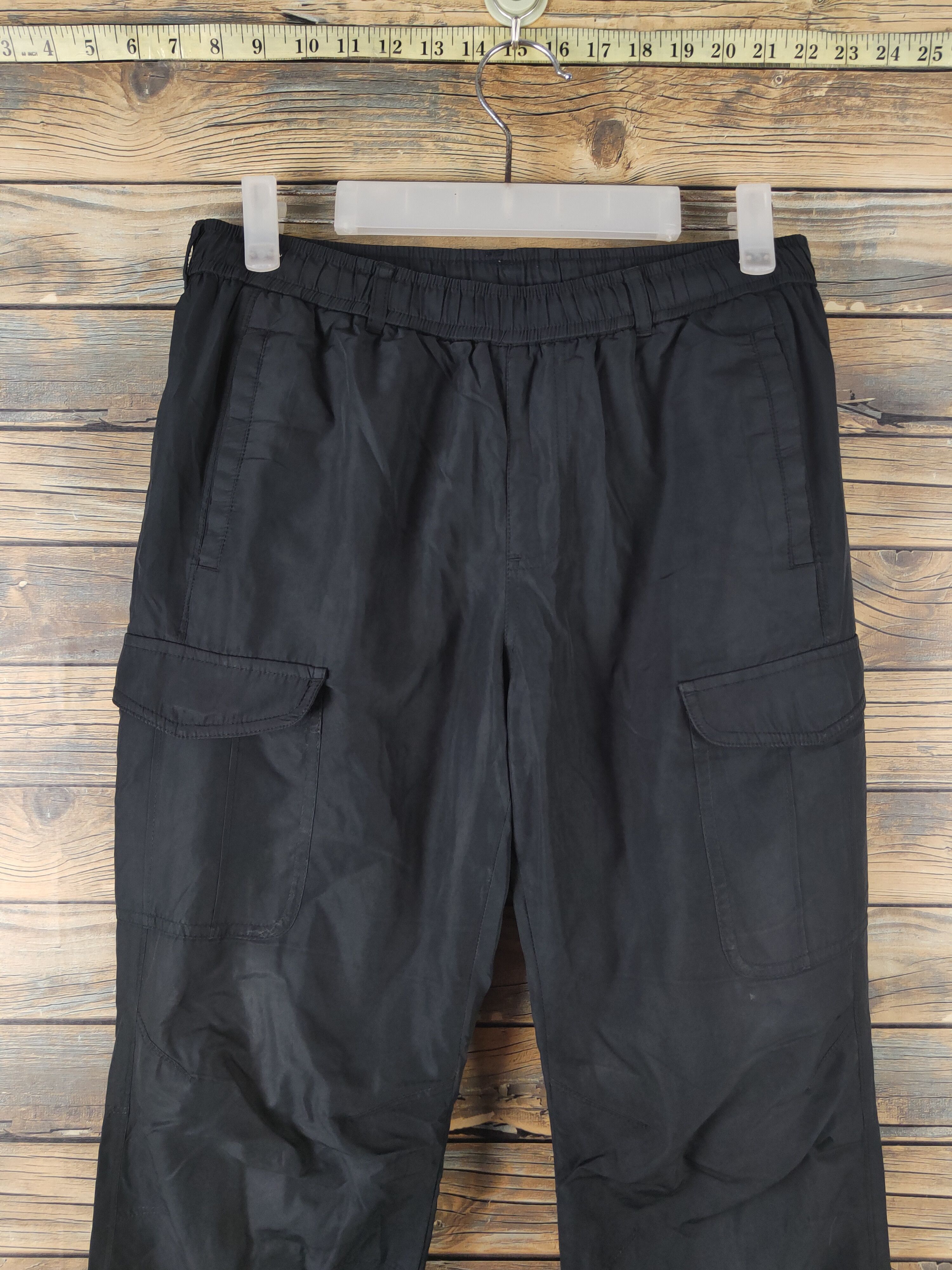 Japanese Brand DL Uniqlo Black Multipocket Sweatpants #2673 Size US 30 / EU 46 - 2 Thumbnail