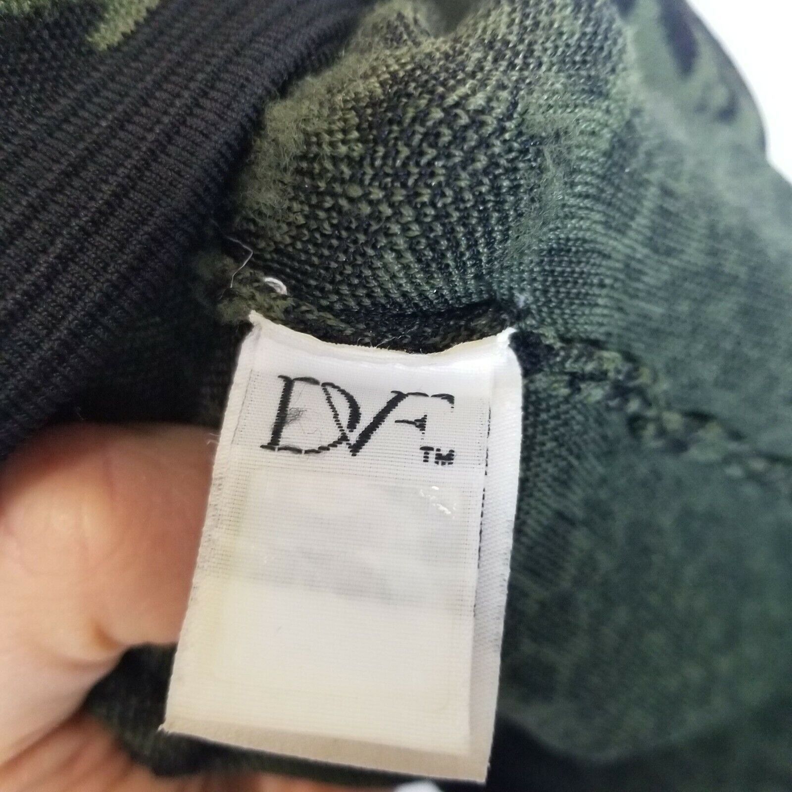 Diane von Furstenberg DVF Diane Von Furstenberg Animal Print Mini Skirt Preppy XS Size 26" / US 2 / IT 38 - 7 Thumbnail