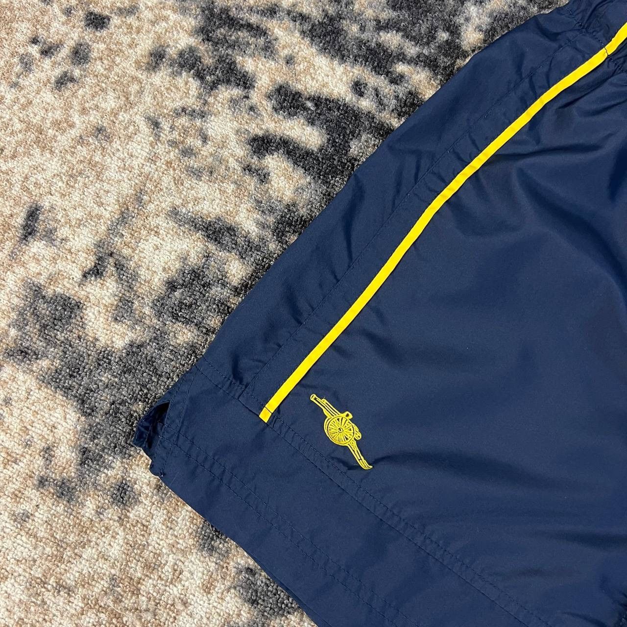 Nike Nike x Arsenal Vintage Y2K Light Shorts Streetwear Style Size US 30 / EU 46 - 4 Thumbnail