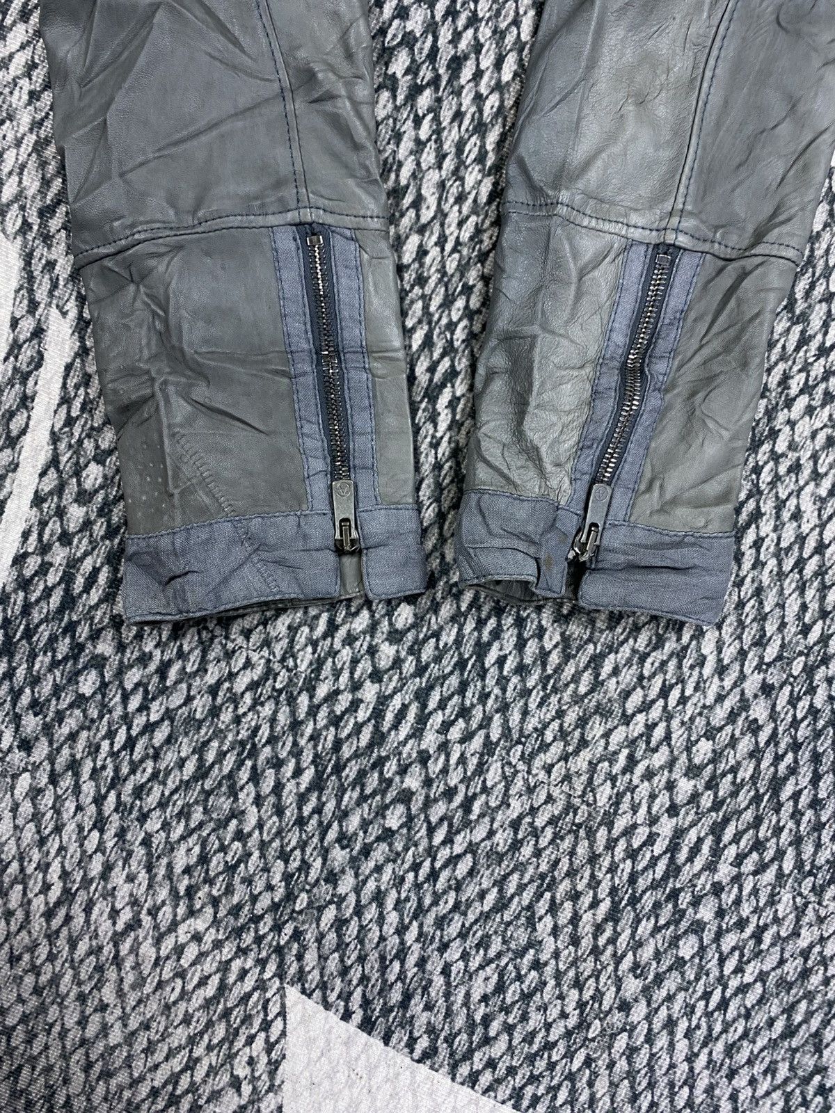 Armani Vintage Armani Collezioni Zip-Up Rider Suede Leather Jacket Size S / US 4 / IT 40 - 8 Thumbnail