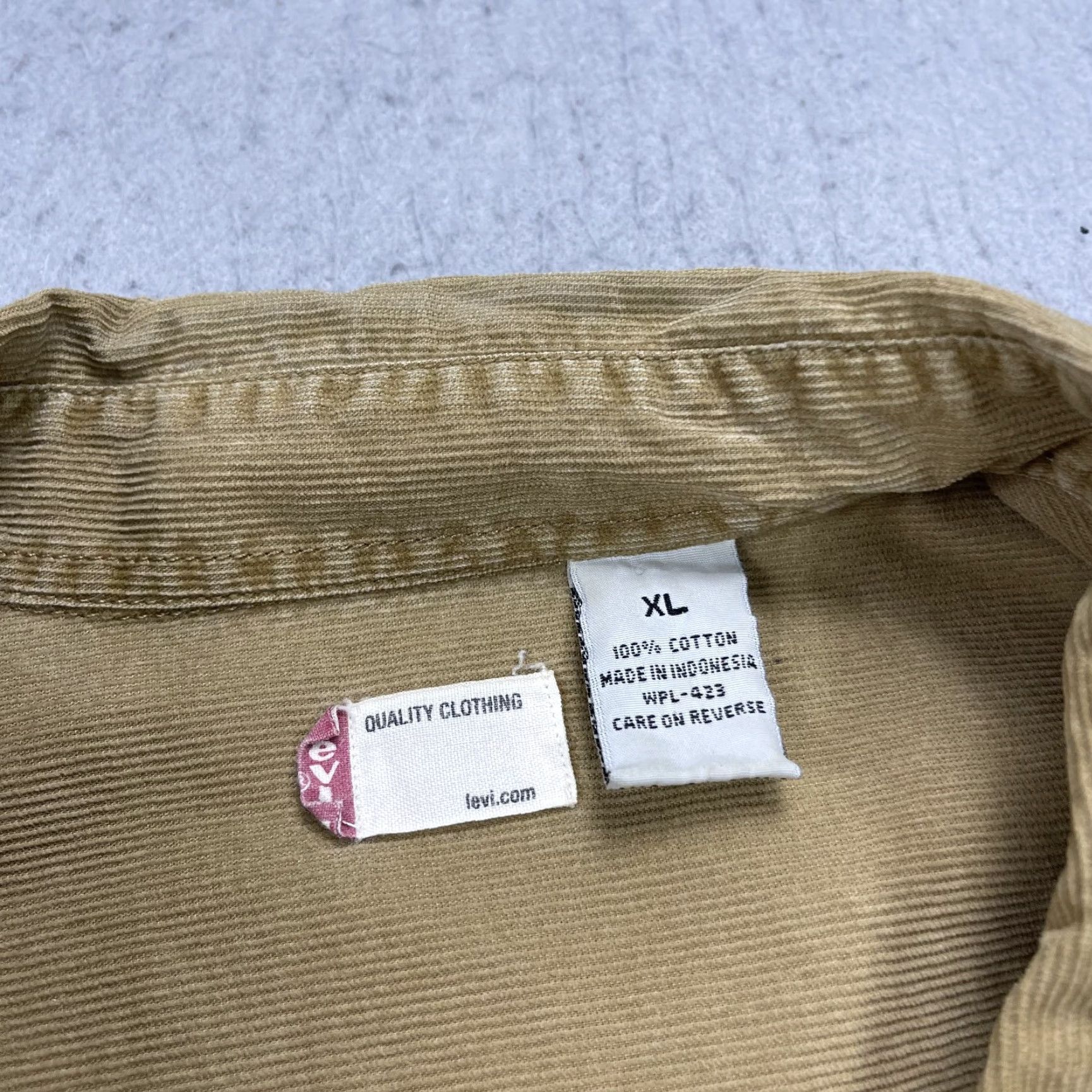 Levi's VINTAGE Levi's Shirt Mens XL Brown Corduroy Cotton Long Sleeve Button-Up Casual 90s Size US XL / EU 56 / 4 - 4 Thumbnail
