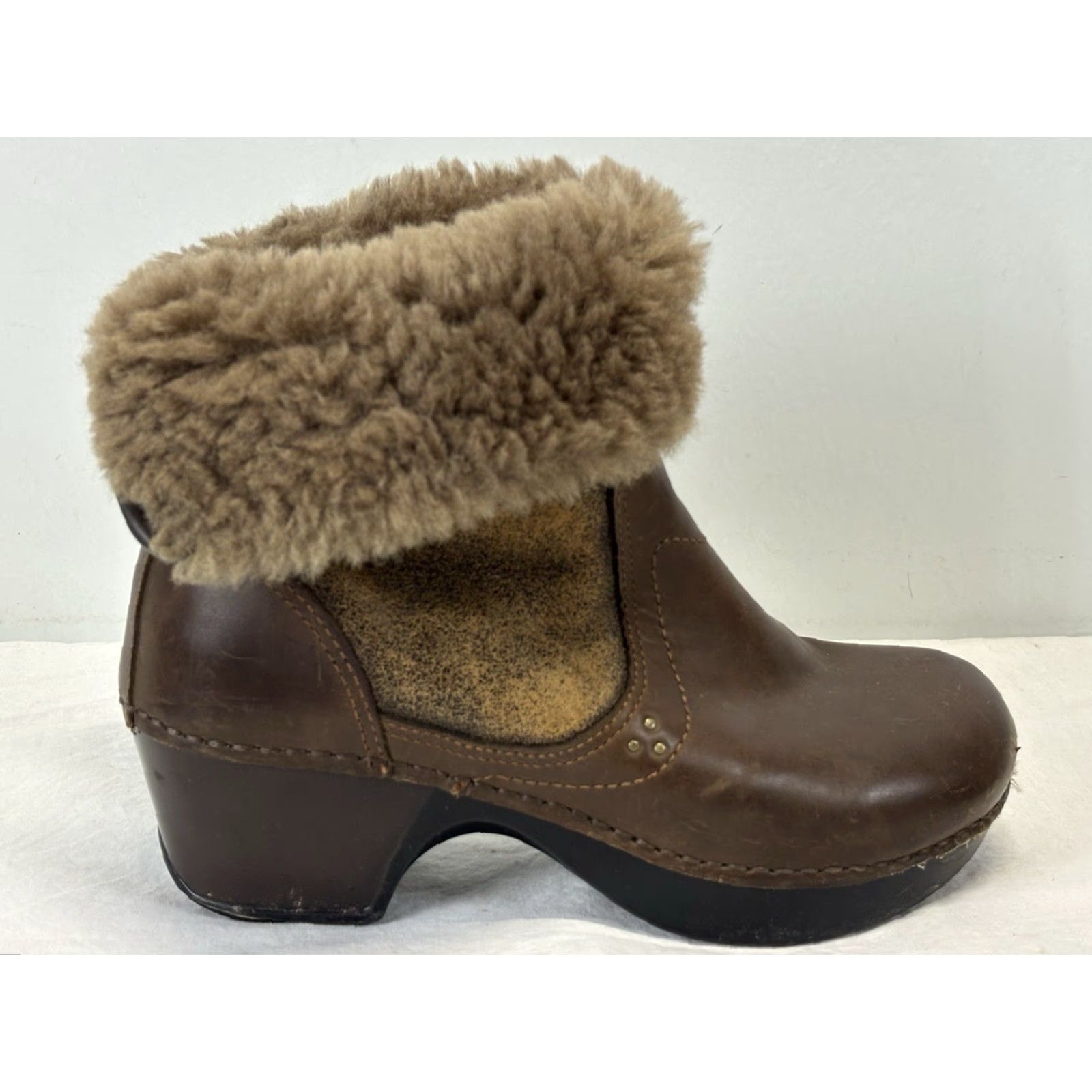Dansko DANSKO Stormy Brown Leather Sheepskin Winter Boot Women’s Size 6 EU 39 Size US 6 / IT 36 - 6 Thumbnail