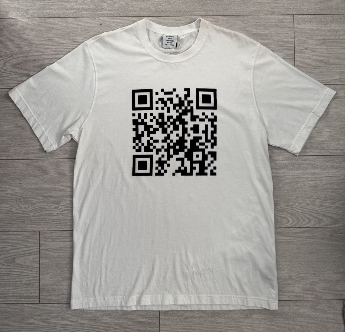 Vetements Vetements QR code T shirt SS19 | Grailed