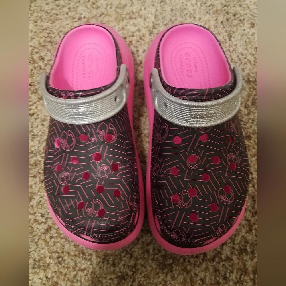Crocs Crocs Pink and Black Size 7 Size US 7 / IT 37 - 3 Thumbnail