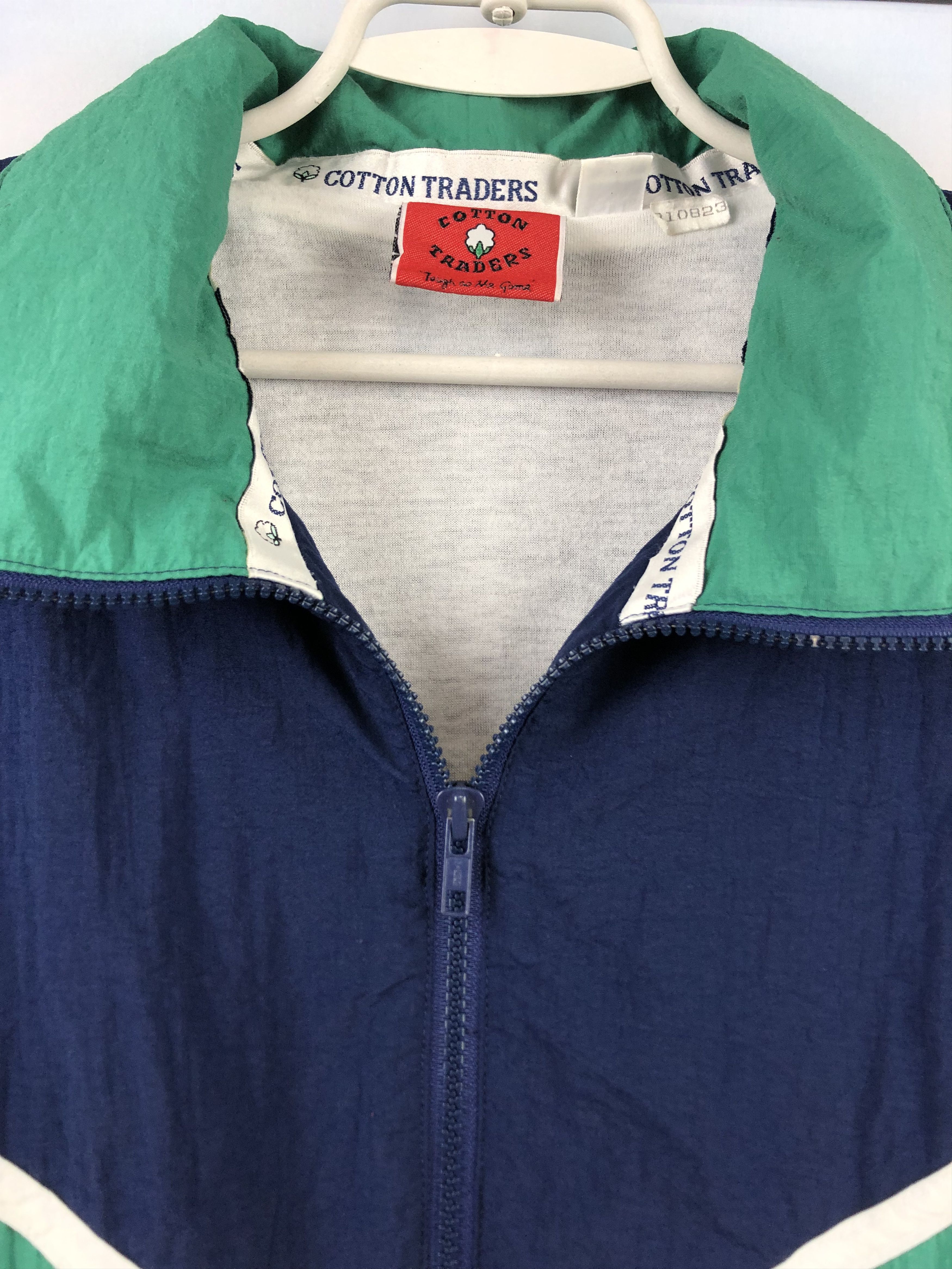 Vintage Vintage Ireland Rugby Tracksuit Suit Jacket Pants Rare Hype Size US L / EU 52-54 / 3 - 6 Thumbnail