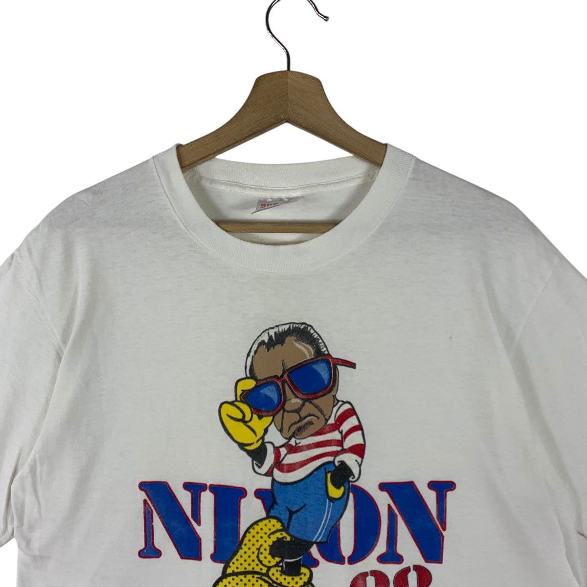 Nixon × Vintage Vintage 80 RICHARD NIXON in 88 tanned rested politics tee Size US L / EU 52-54 / 3 - 2 Thumbnail