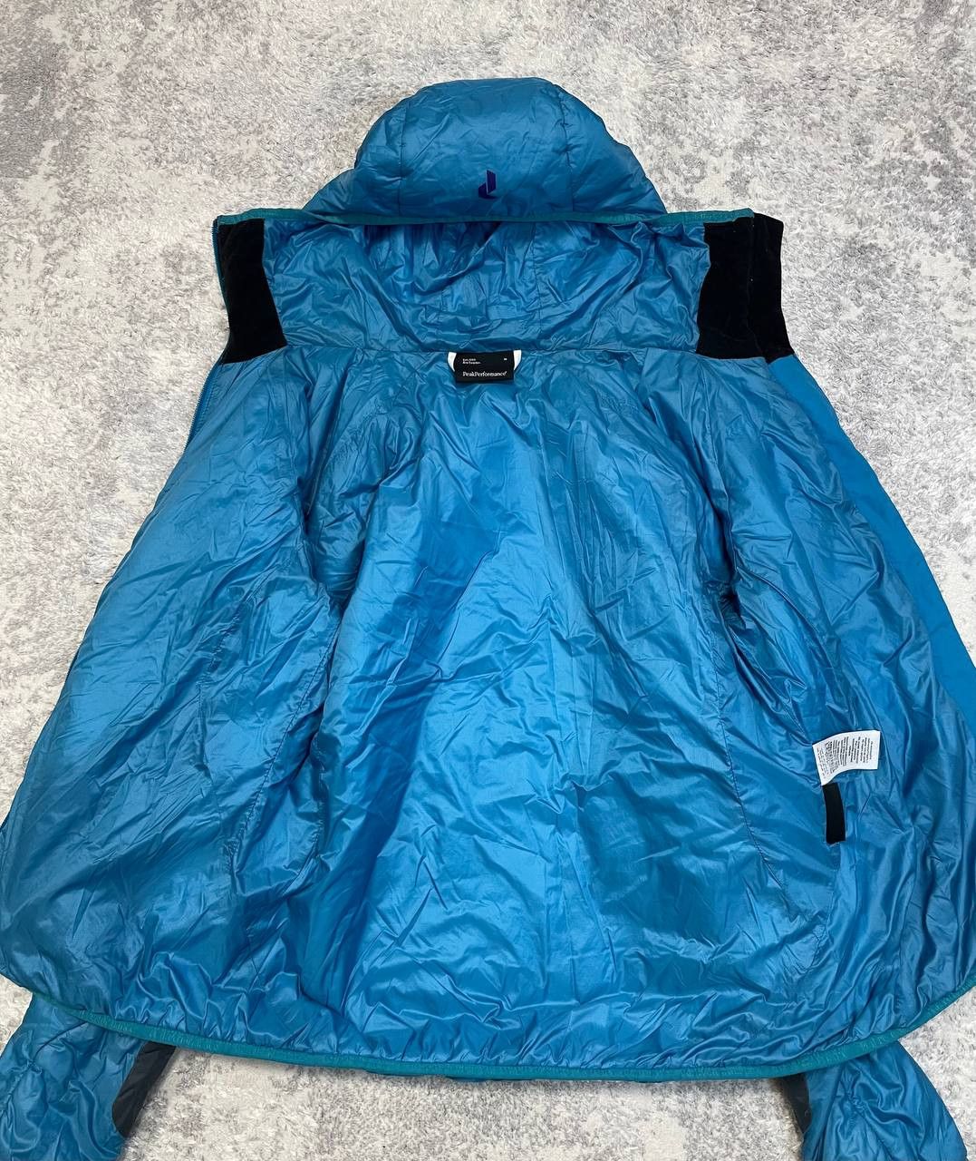Peak Performance Peak Performance Women’s Primaloft Jacket Pertex Quantum Size M / US 6-8 / IT 42-44 - 13 Thumbnail