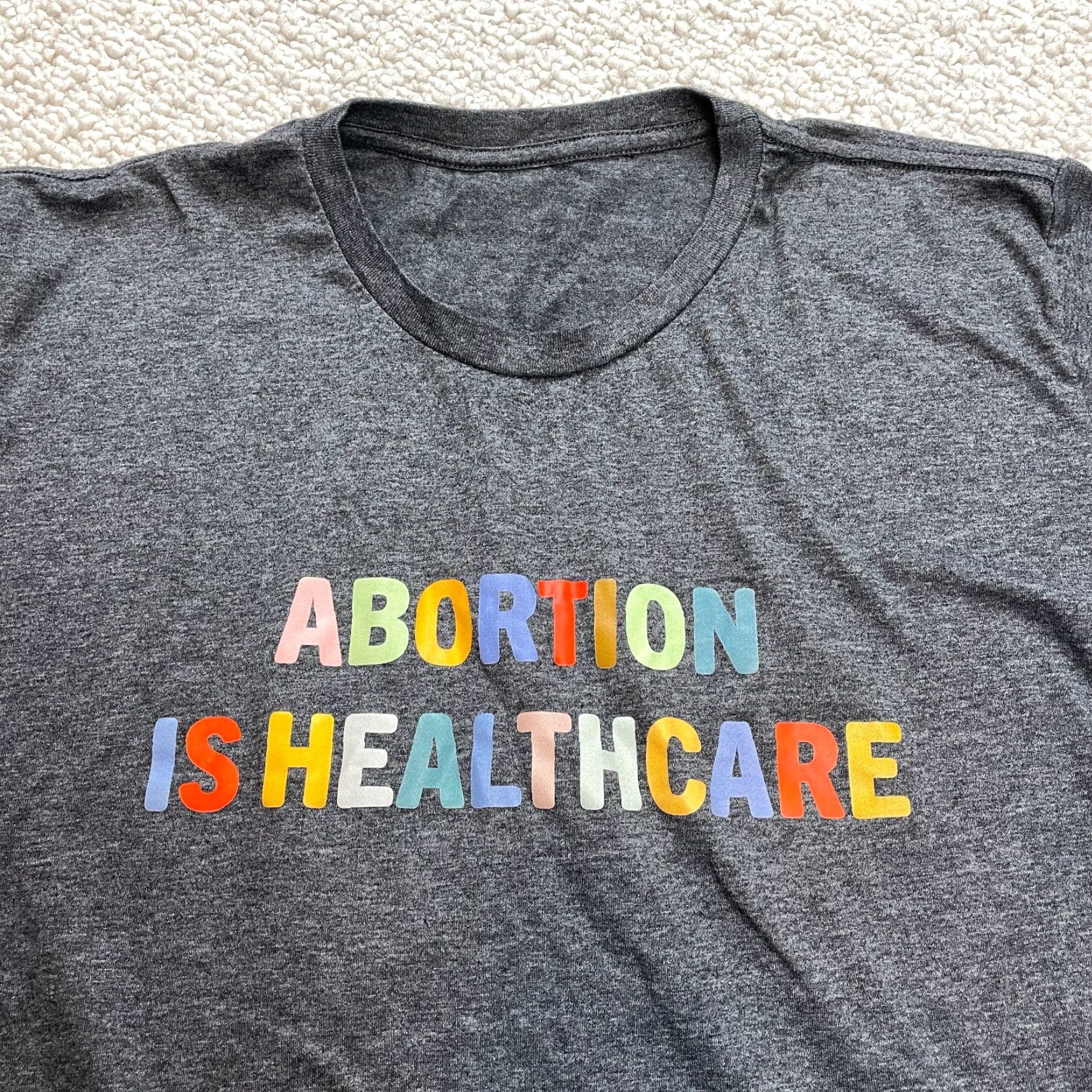 Vintage Unbranded Shirt Adult 2XL Dark Gray Short Sleeve Unixes Abortion is Healthcare Size XXL / US 16-18 / IT 52-54 - 2 Thumbnail