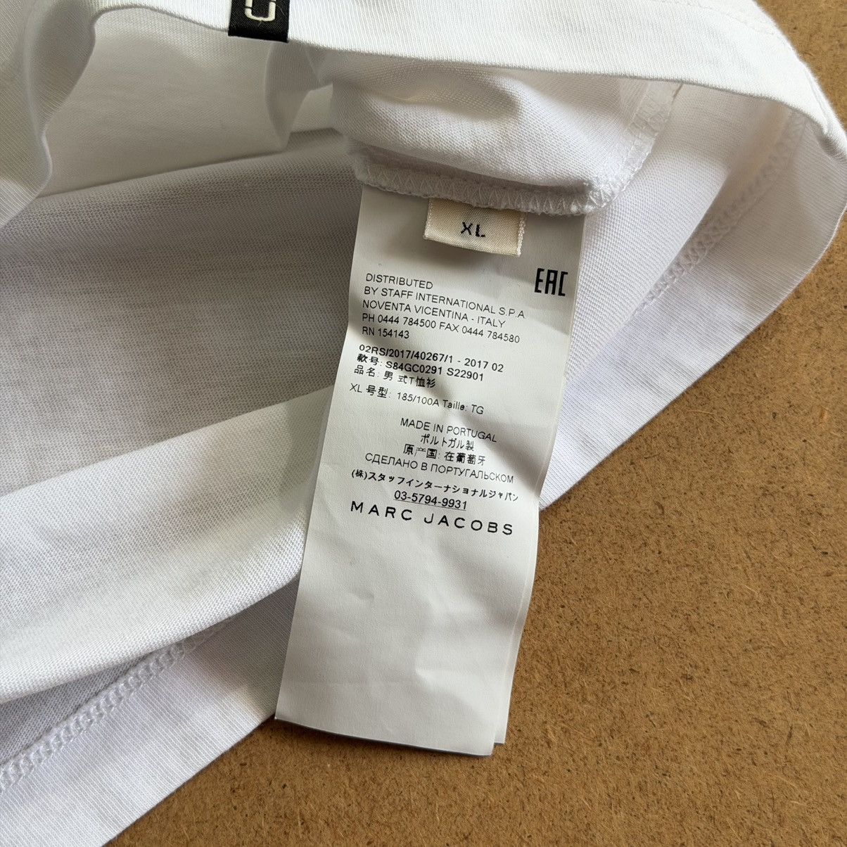 Marc Jacobs Marc Jacobs Upside Down Logo White Tee Size US XL / EU 56 / 4 - 9 Thumbnail