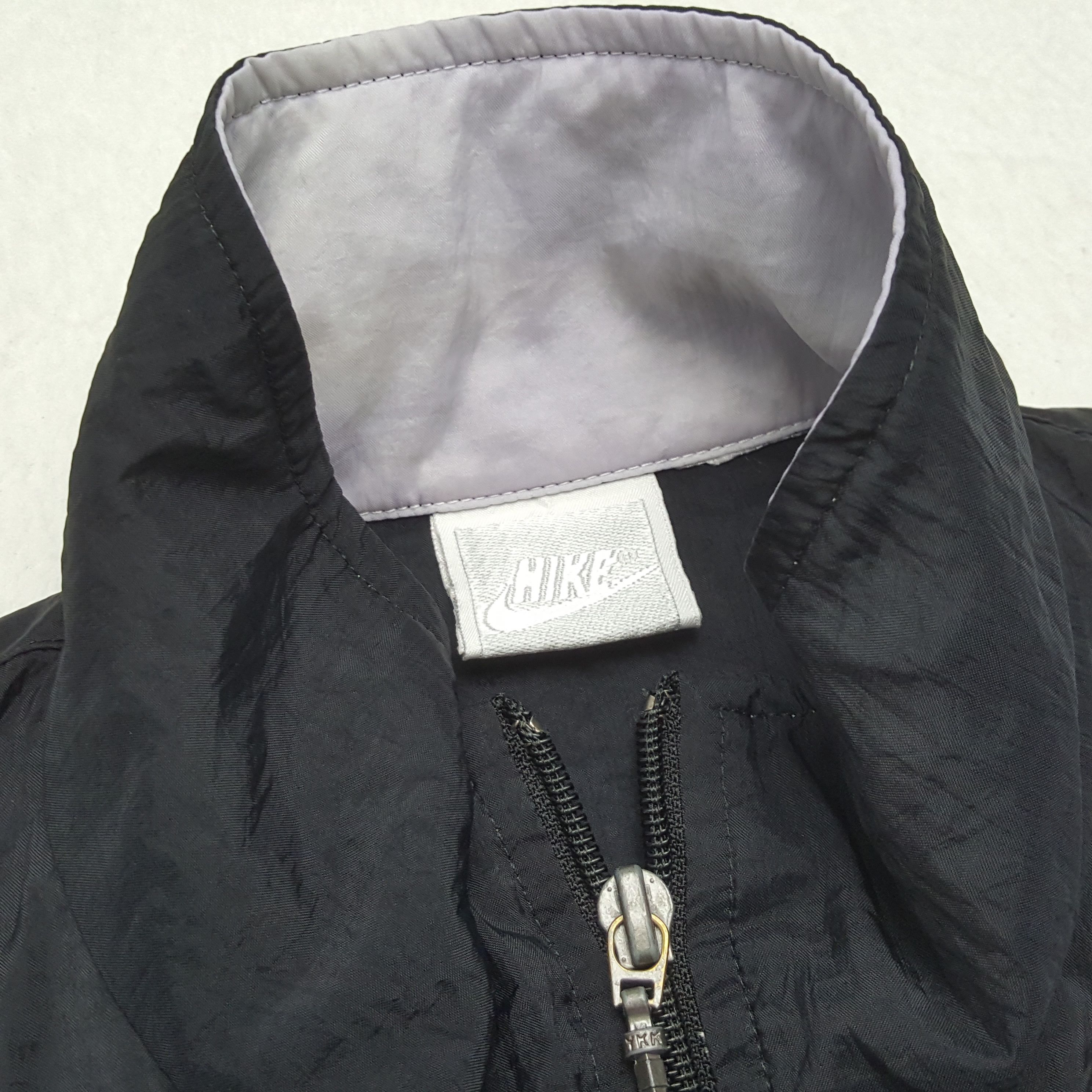 Nike × Vintage NIKE Sportswear Style Windbreaker Jacket Size US XL / EU 56 / 4 - 9 Thumbnail