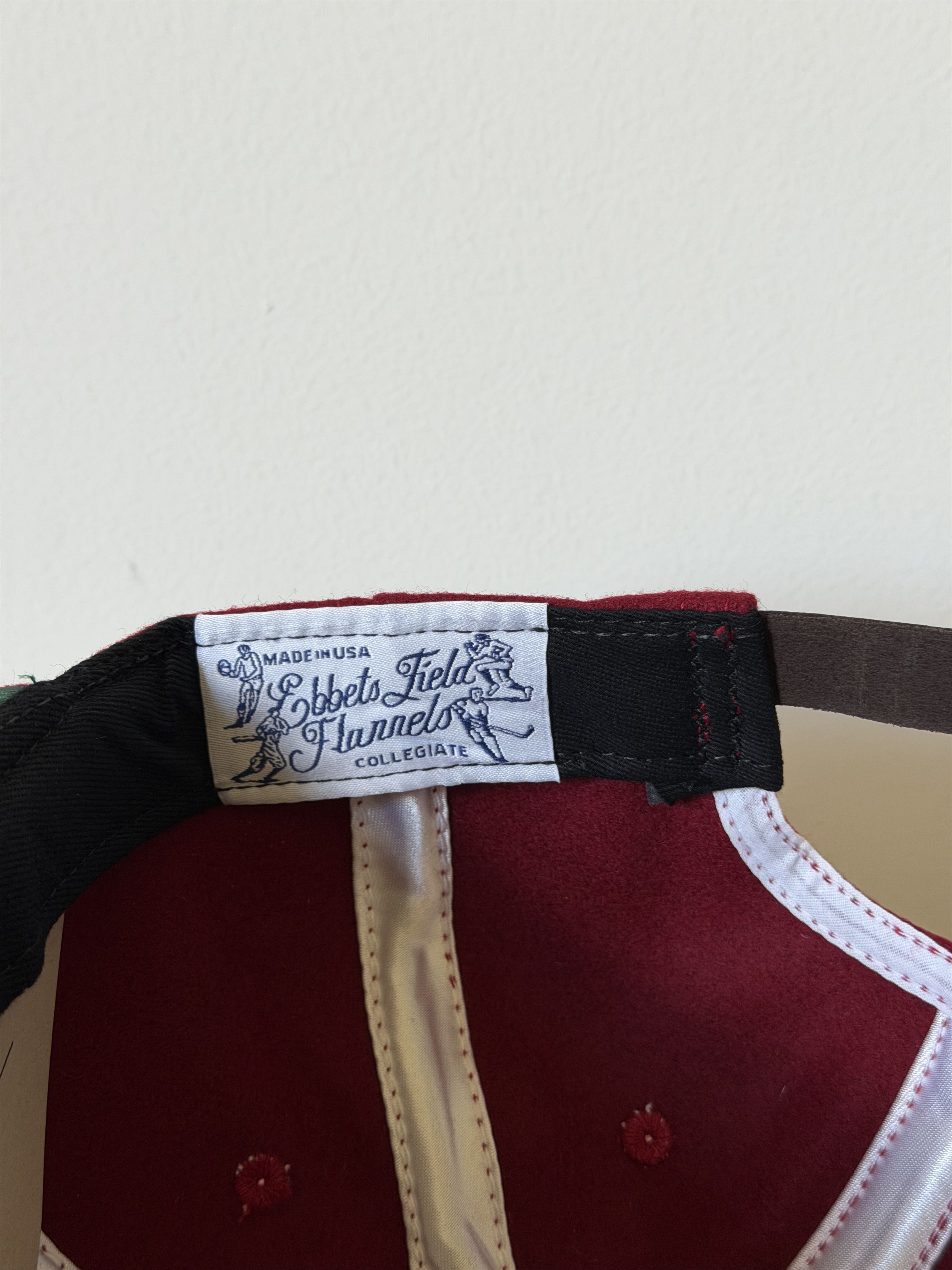 Ebbets Field Flannels Ebbets Field 1975 University of Oklahoma Wool Strapback Hat Size ONE SIZE - 6 Thumbnail