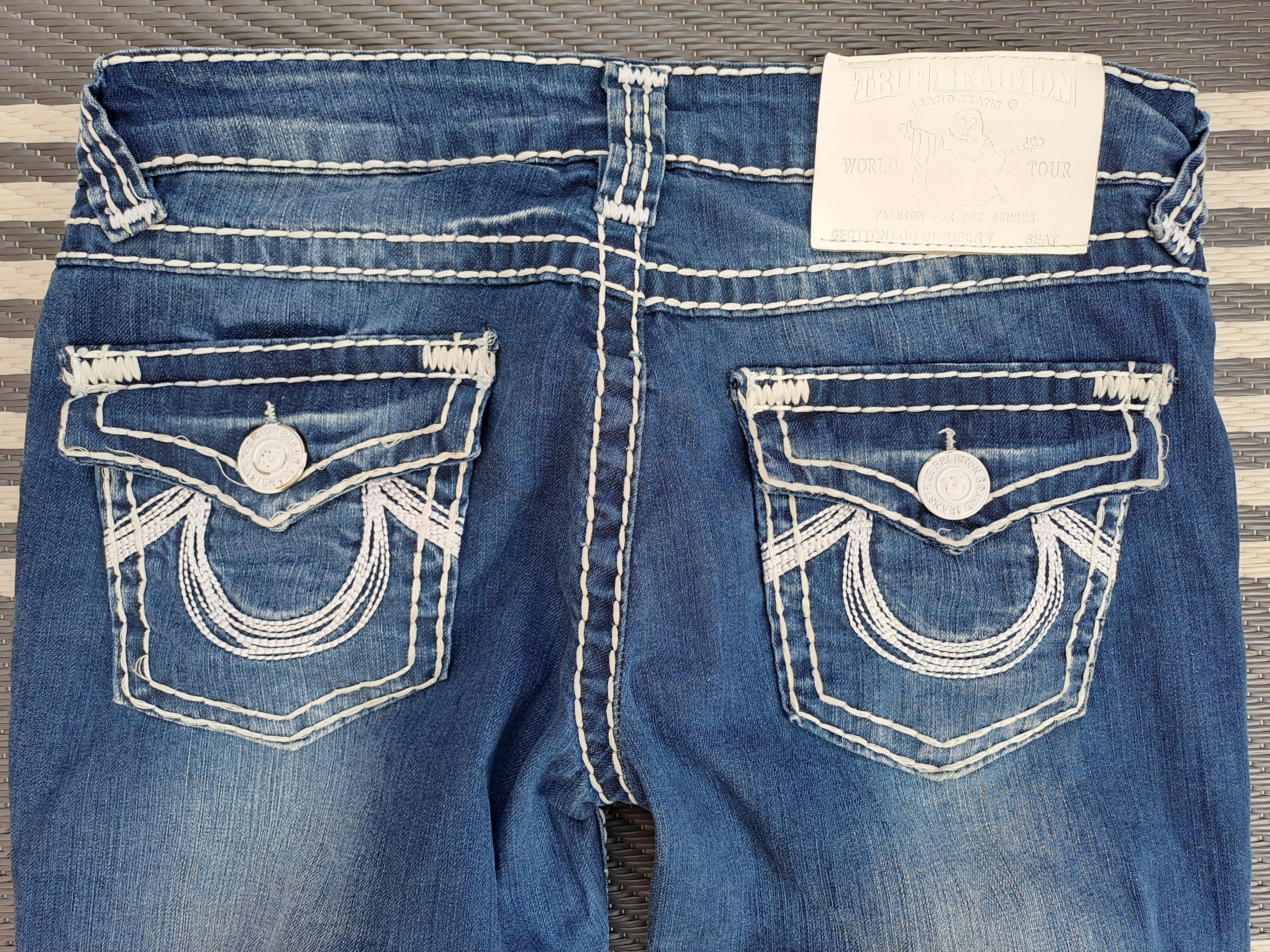 True Religion Vintage womens True Religion Logan Super T jeans 27'' size Size 27" / US 4 / IT 40 - 14 Thumbnail