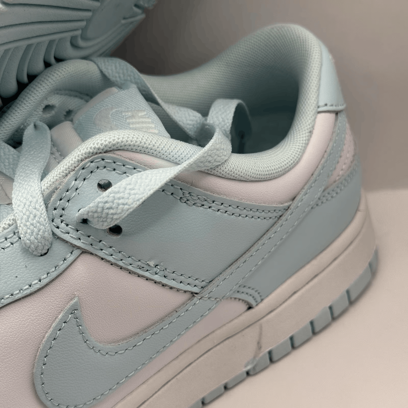 Nike Size 7 - Nike Dunk Low Glacier Blue Replacement Box Size US 7 / EU 40 - 4 Thumbnail