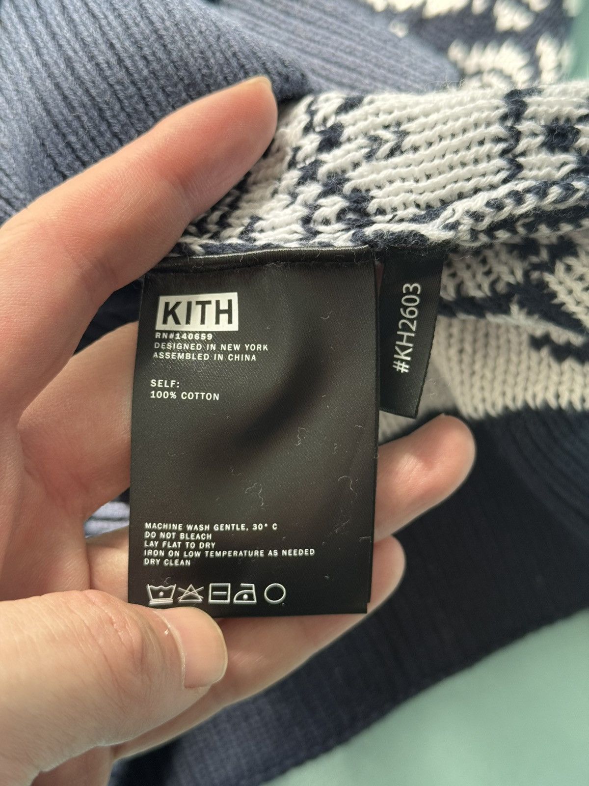 Kith Kith kuthmas sweater navy medium Size US M / EU 48-50 / 2 - 5 Thumbnail