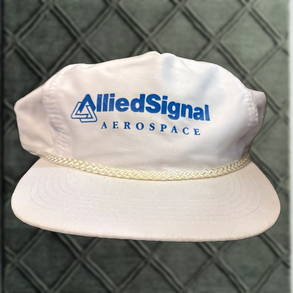 Vintage VINTAGE Allied Signal Aerospace Aircraft White Snapback Hat Snapback Hat Men One Size White Aircraft Hat Size ONE SIZE - 1 Thumbnail