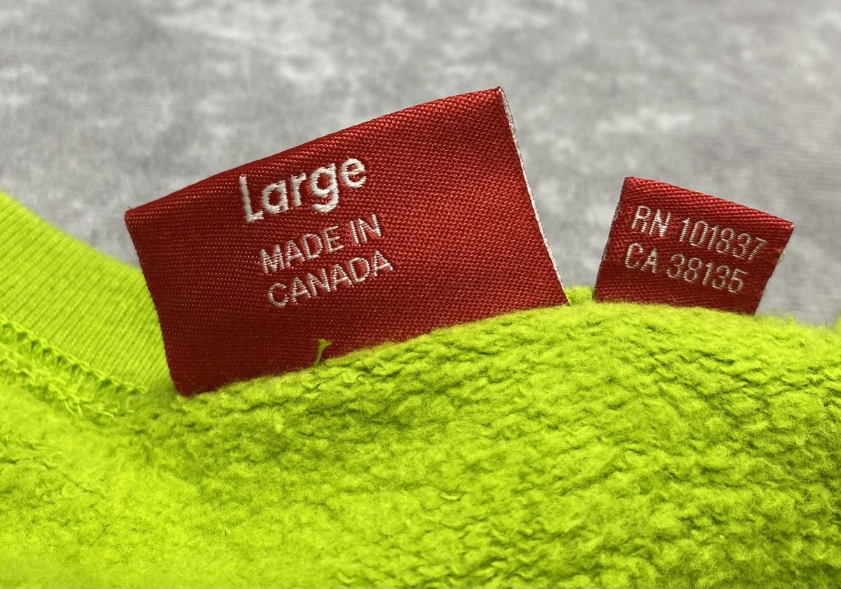 Supreme Supreme Cutout Logo Crewneck Lime (SS20) Size US L / EU 52-54 / 3 - 5 Thumbnail