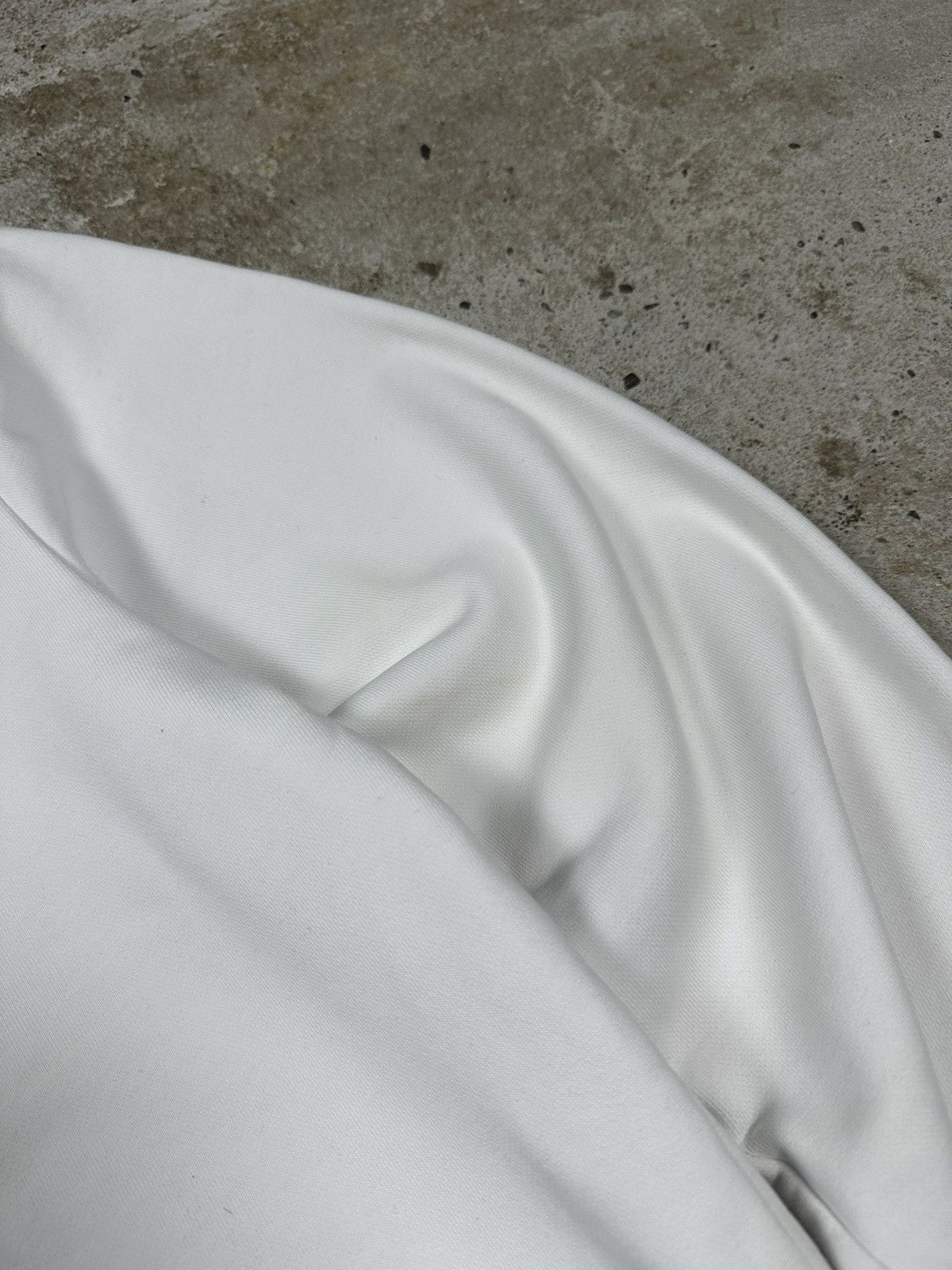 Helmut Lang Helmut Lang 2018 Autumn Winter White Crewneck Sweatshirt Size US S / EU 44-46 / 1 - 6 Thumbnail