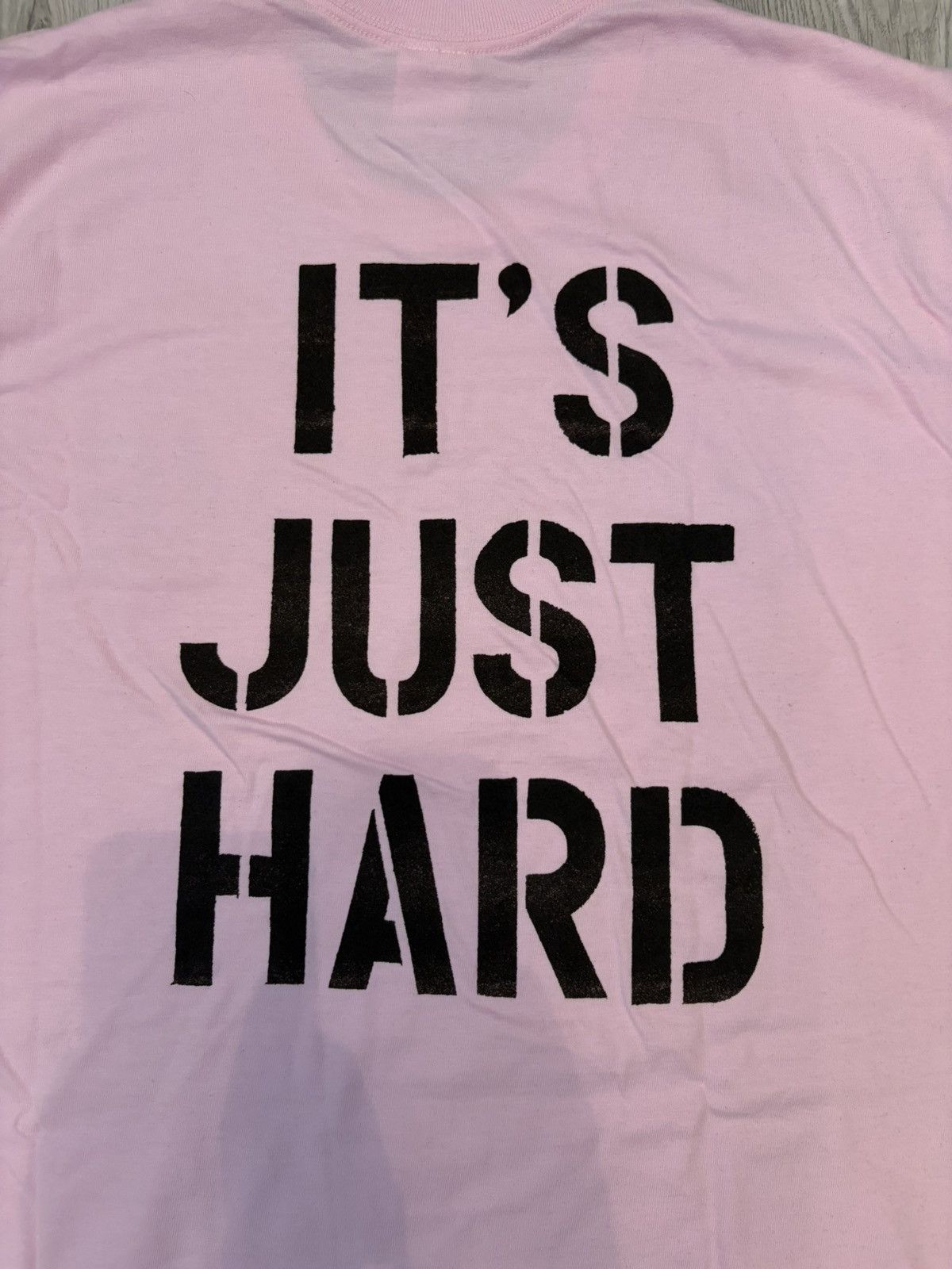 Supreme Supreme SS26 Hard Tee Pink - Size M Size US M / EU 48-50 / 2 - 4 Thumbnail