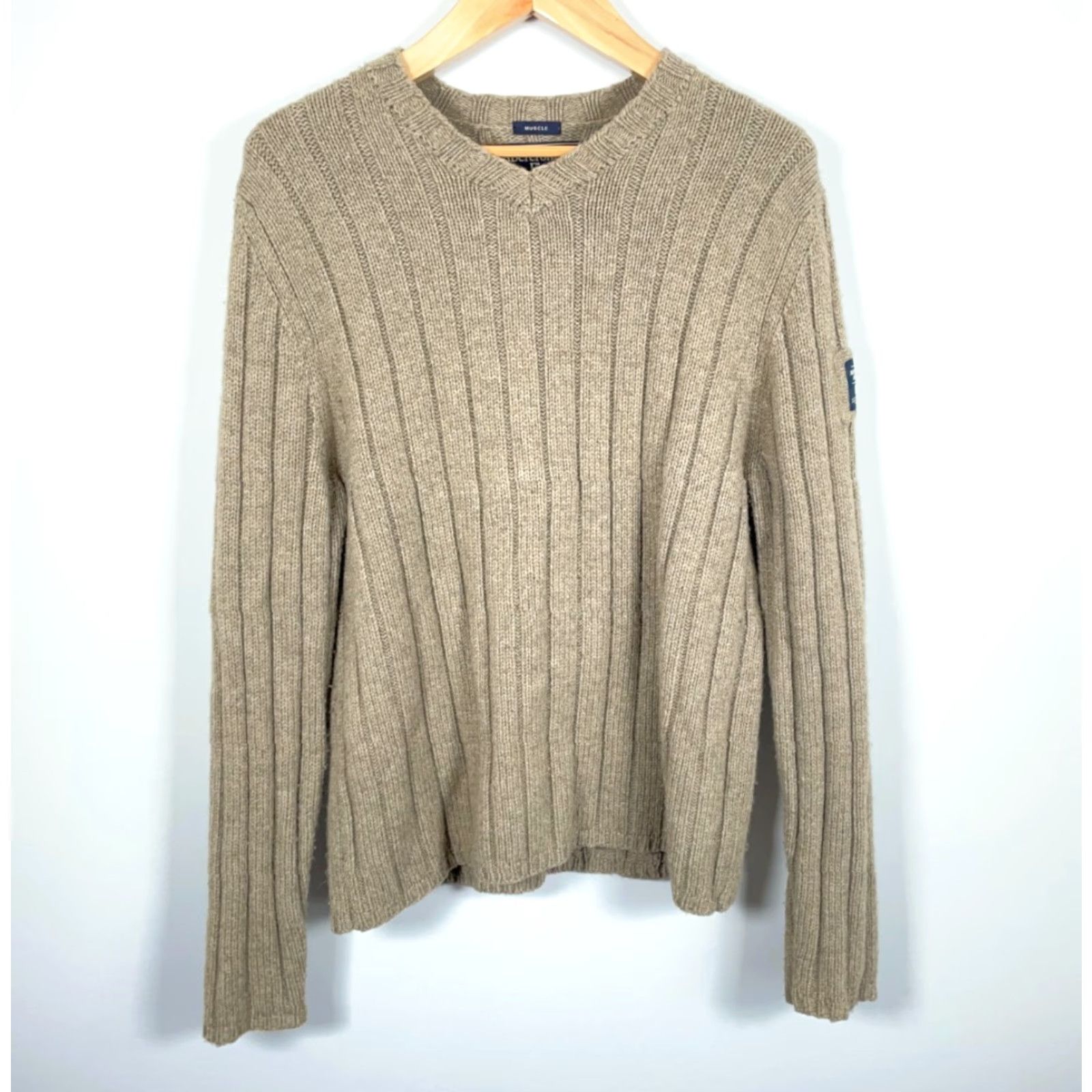 Abercrombie & Fitch Abercrombie & Fitch Lambs Wool Sweater Men's XL Beige Muscle Fit Slim V-Neck Mens Size US XL / EU 56 / 4 - 2 Thumbnail