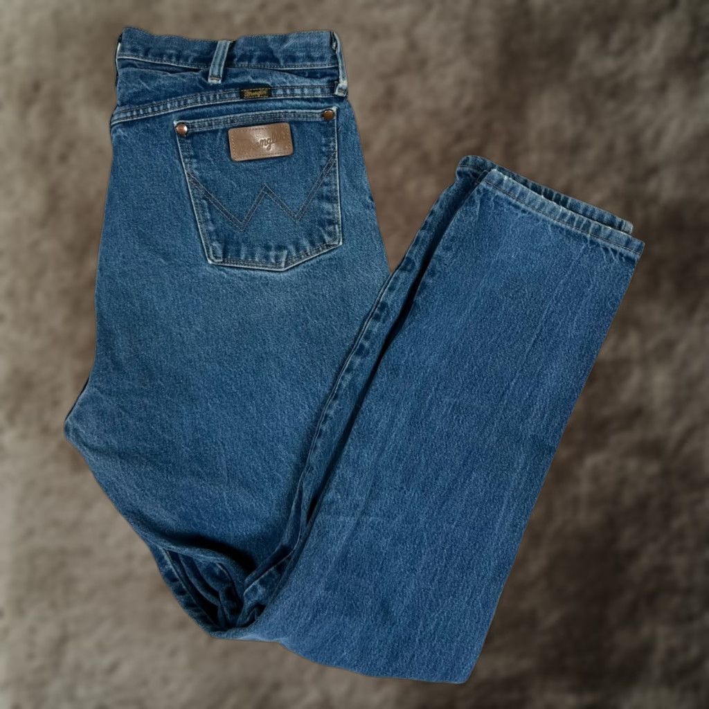 Wrangler VINTAGE Wrangler Jeans 13MWZ Blue Denim Regular Fit Cowboy Jeans 40x34 READ Size US 40 / EU 56 - 1 Thumbnail