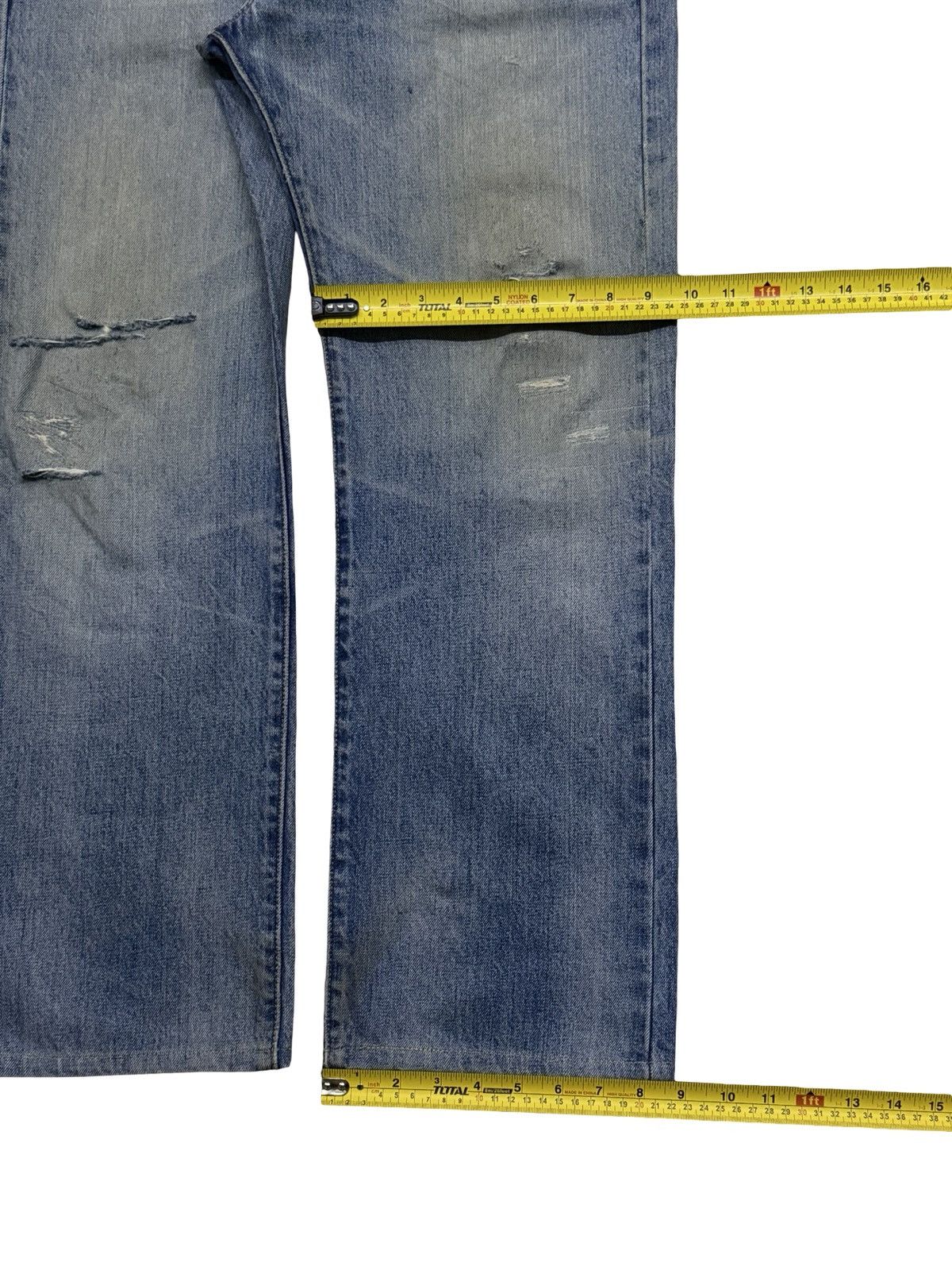 Levi's Vintage Levi’s 501 Original Straight Leg Button Fly | W35 Size US 35 - 18 Thumbnail