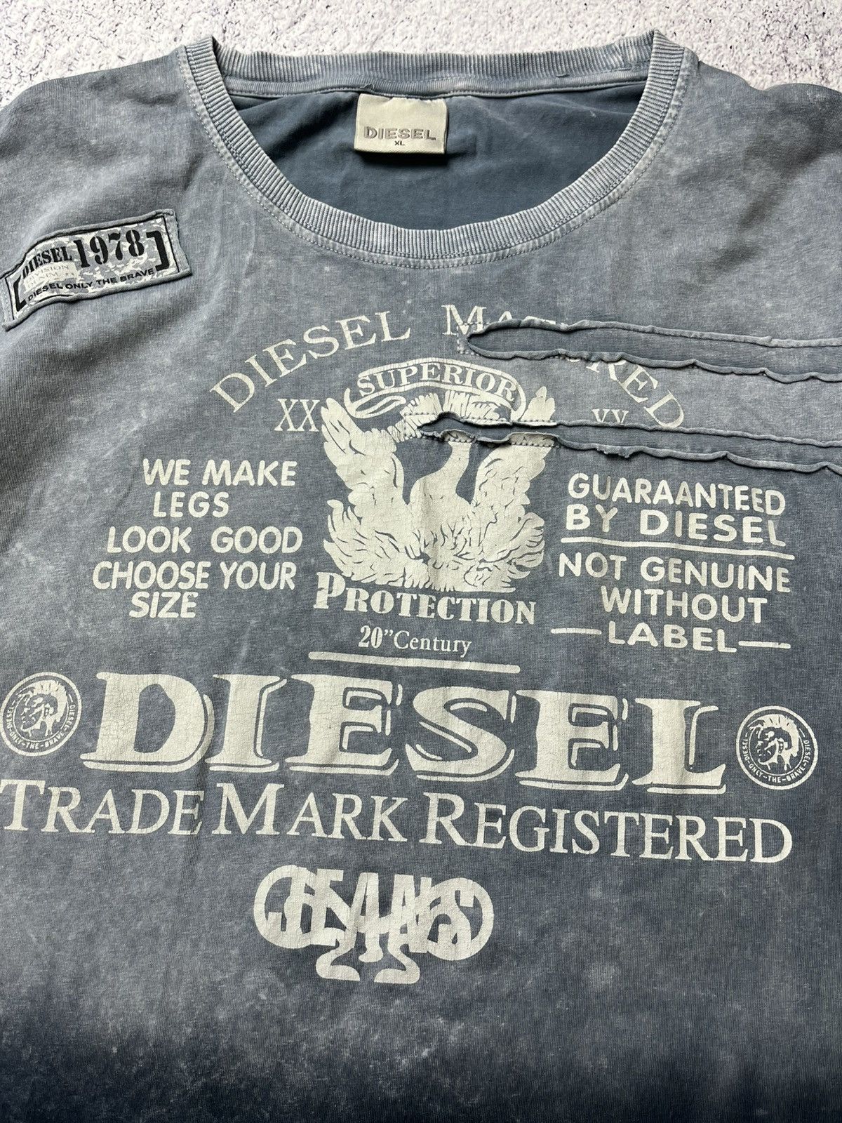 Diesel Vintage Diesel T-Shirt Big Logo 2000s Hype Y2K XL size Size US XL / EU 56 / 4 - 12 Thumbnail