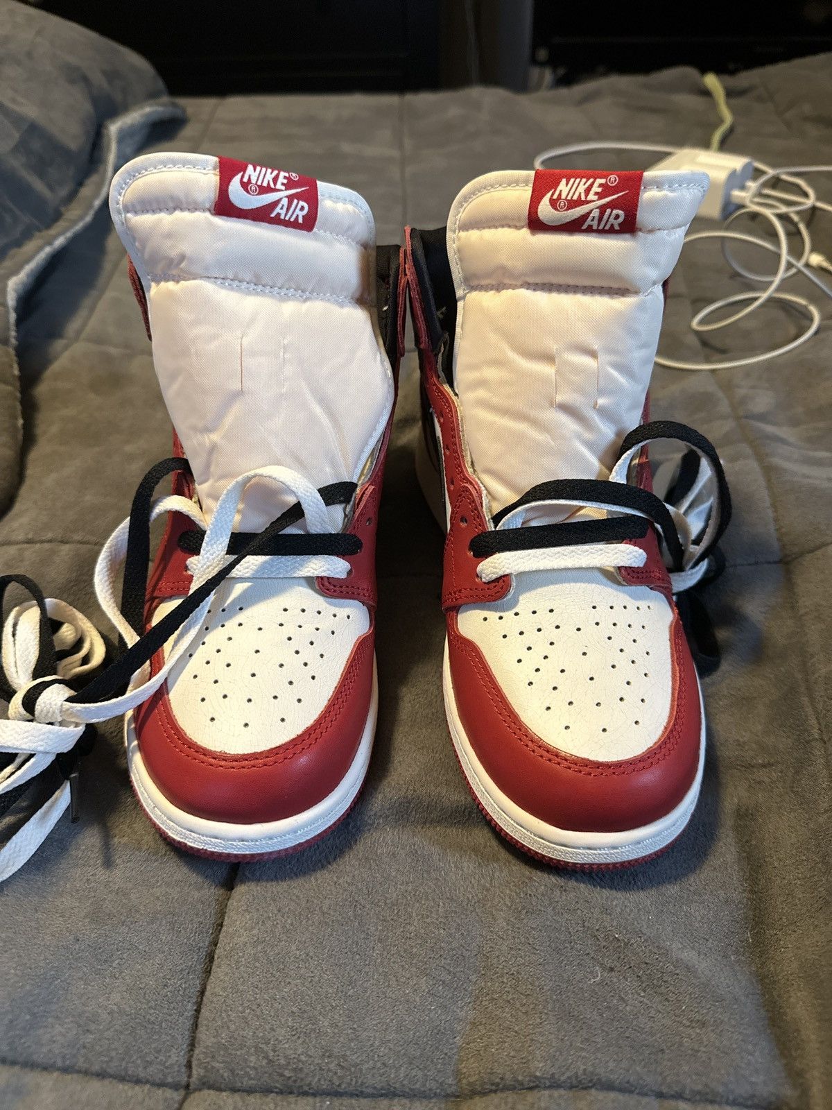 Jordan Brand Jordan 1 Lost and Found Size US 7 / EU 40 - 3 Thumbnail