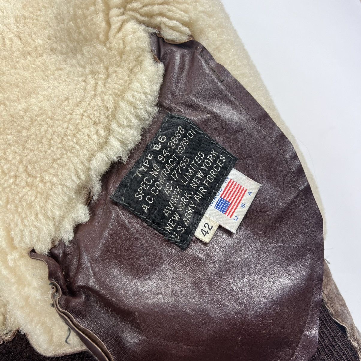 Avirex Vintage 80s Avirex B-6 sheepskin bomber jacket Size US L / EU 52-54 / 3 - 7 Thumbnail