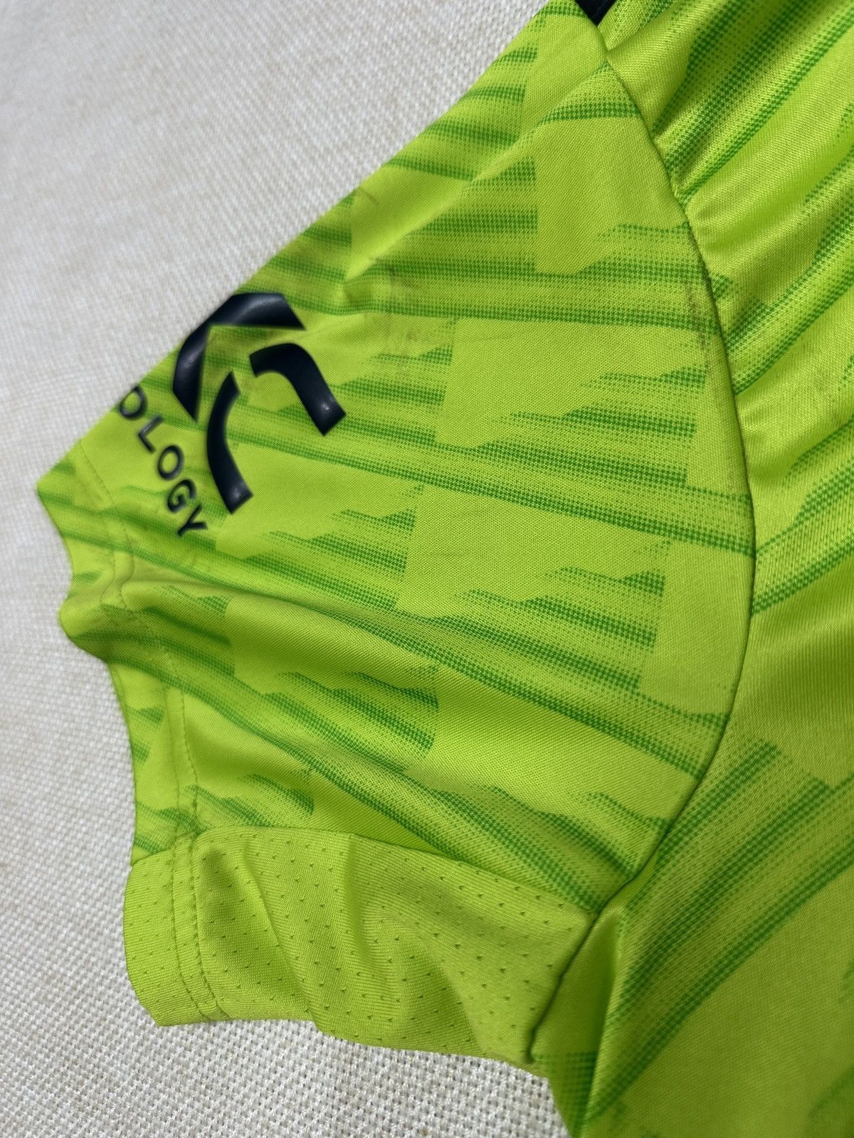 Adidas Adidas Manchester United 22/23 Third Kit Size US L / EU 52-54 / 3 - 6 Thumbnail