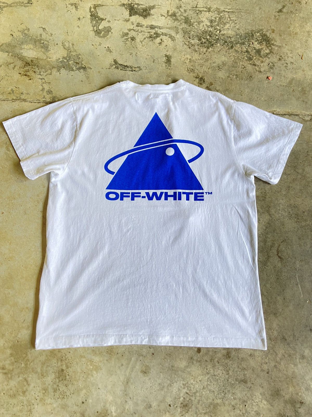 Off-White × Virgil Abloh Off-White Triangle Planet Oversized Blue/White Size US XS / EU 42 / 0 - 6 Thumbnail