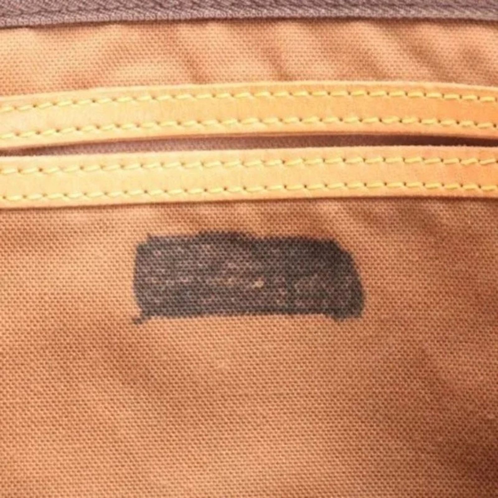 Louis Vuitton LOUIS VUITTON Iconic Speedy 35 Handbag in Monogram Canvas Size ONE SIZE - 8 Thumbnail