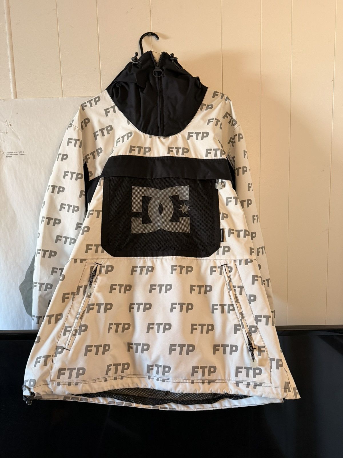 DC × Fuck The Population FTP x DC Anorak Jacket Size US L / EU 52-54 / 3 - 1 Thumbnail