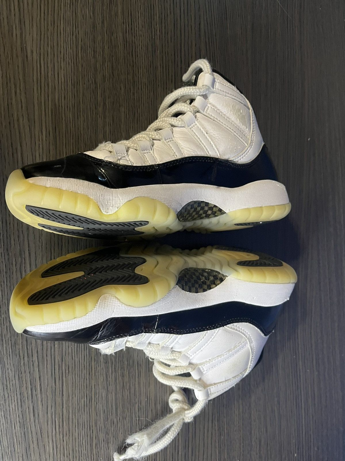 Jordan Brand Jordan 11 Gratitude Size US 5 / EU 37 - 3 Thumbnail