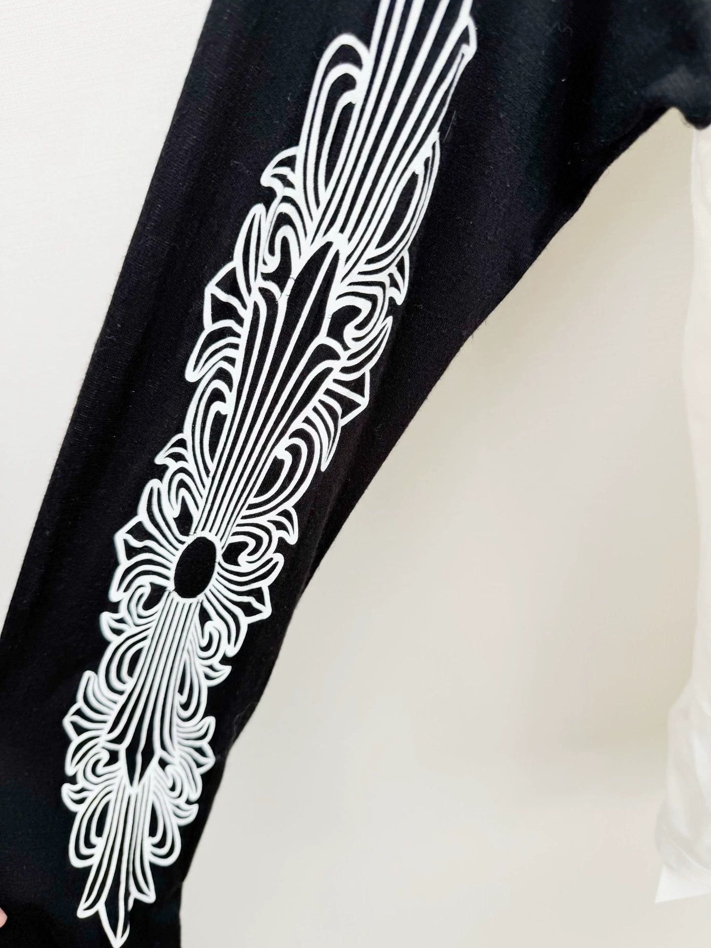 Chrome Hearts Chrome Hearts black and white long sleeves Size US XXS / EU 40 - 3 Thumbnail