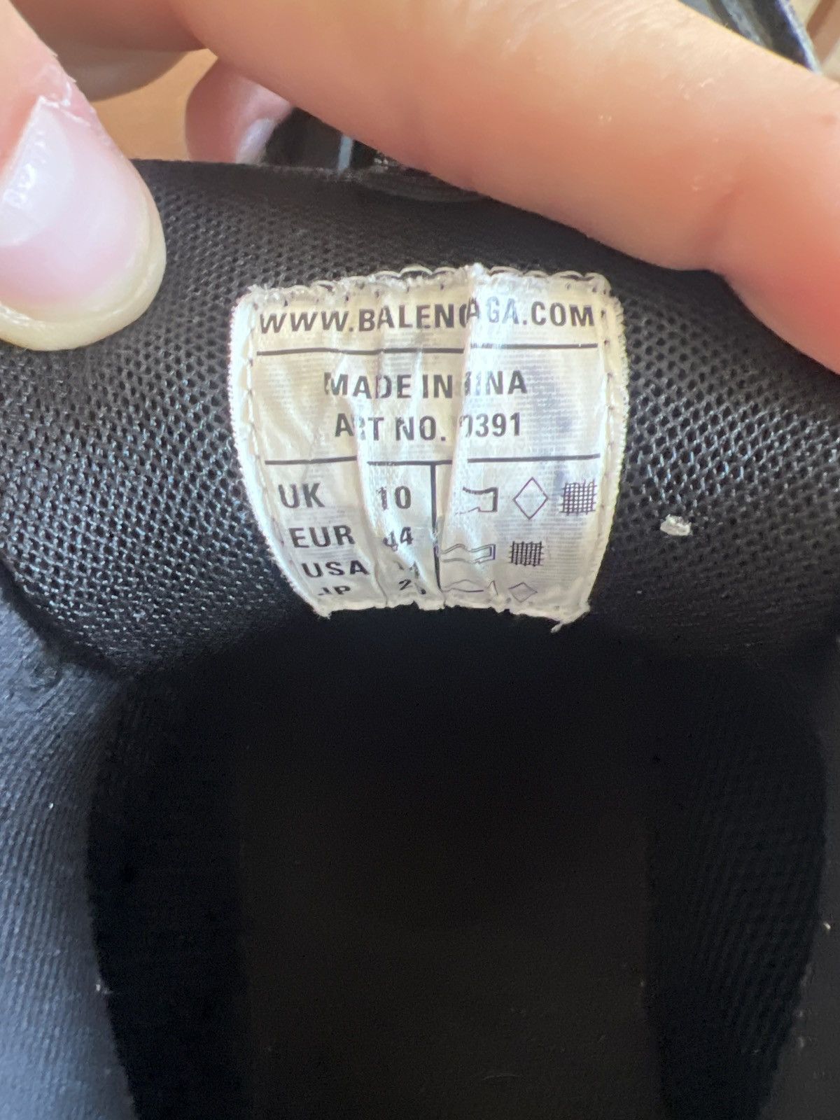 Balenciaga BALENCIAGA TRACK GLOW IN THE DARK Size US 10 / EU 43 - 6 Thumbnail