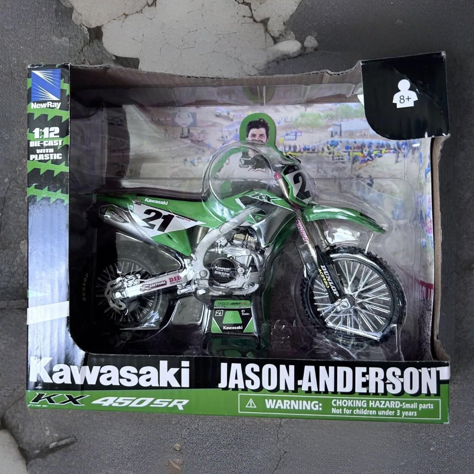 Designer Ray Toys Kawasaki Race Team Bike Replica Jason 1:12 Scale Size ONE SIZE - 2 Thumbnail