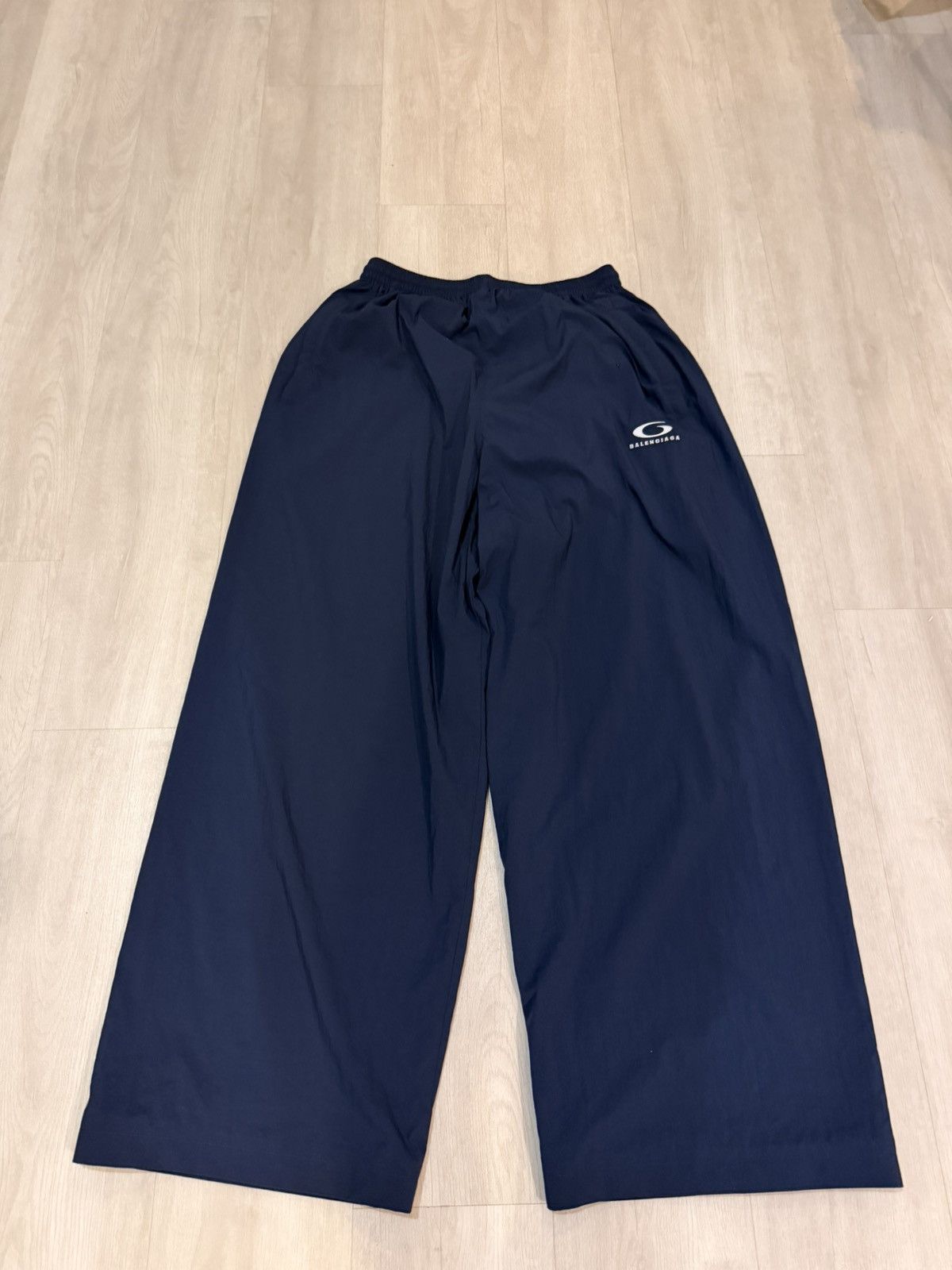 Balenciaga Oversized Nylon Trackpants Size US 30 / EU 46 - 1 Thumbnail