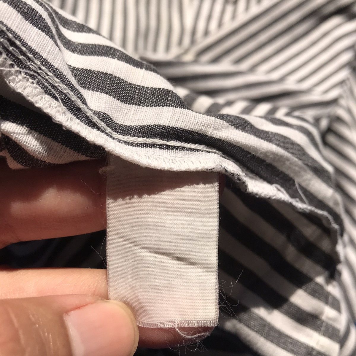 Arrow × Vintage Vintage Ivy League Arrow Black White two tone stripes button Size US XL / EU 56 / 4 - 7 Thumbnail