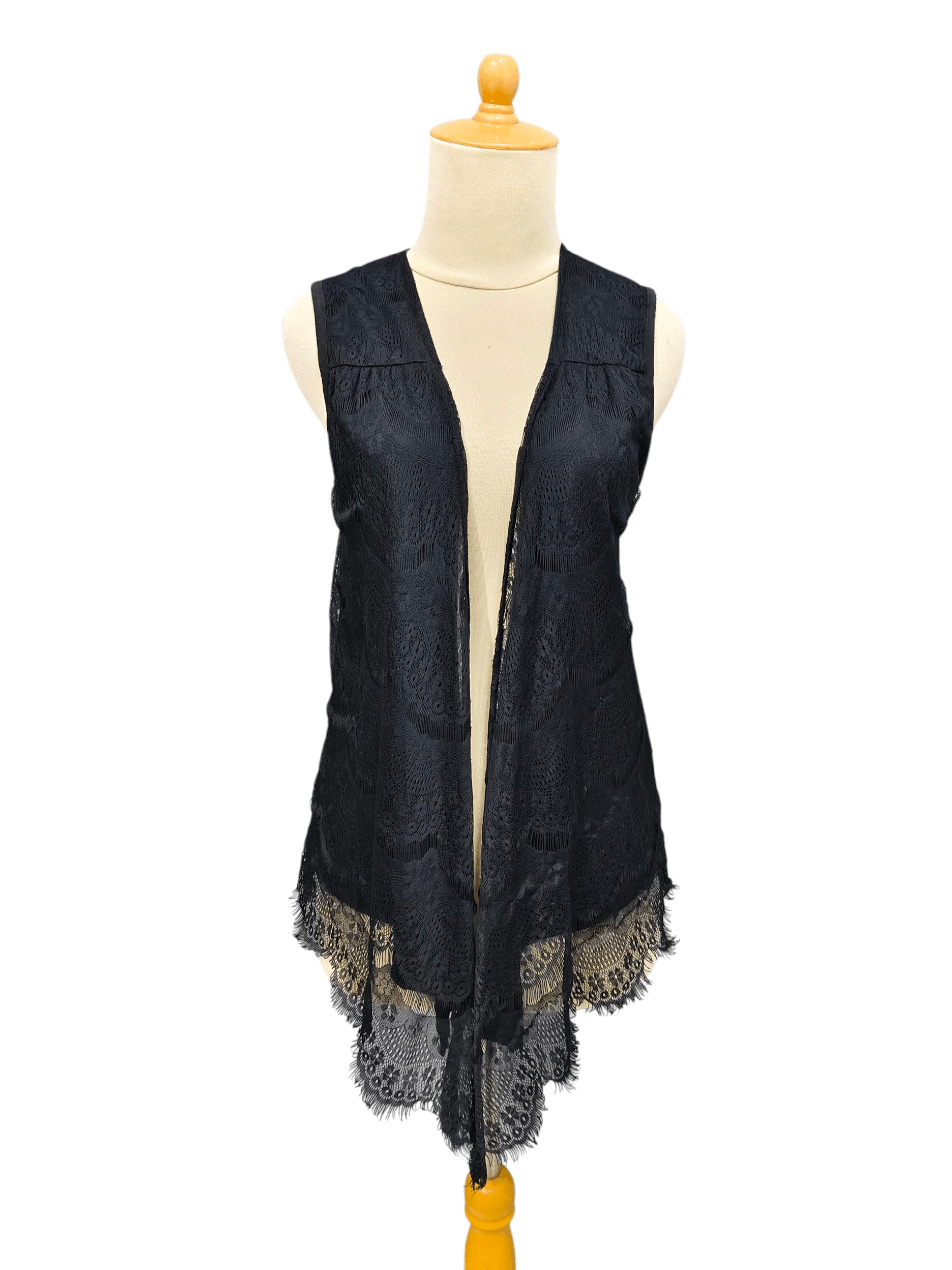 Japanese Brand Le Fraise🇯🇵 Gothic Boho Mori Lace Asymmetric Layered Vest Size L / US 10 / IT 46 - 1 Thumbnail
