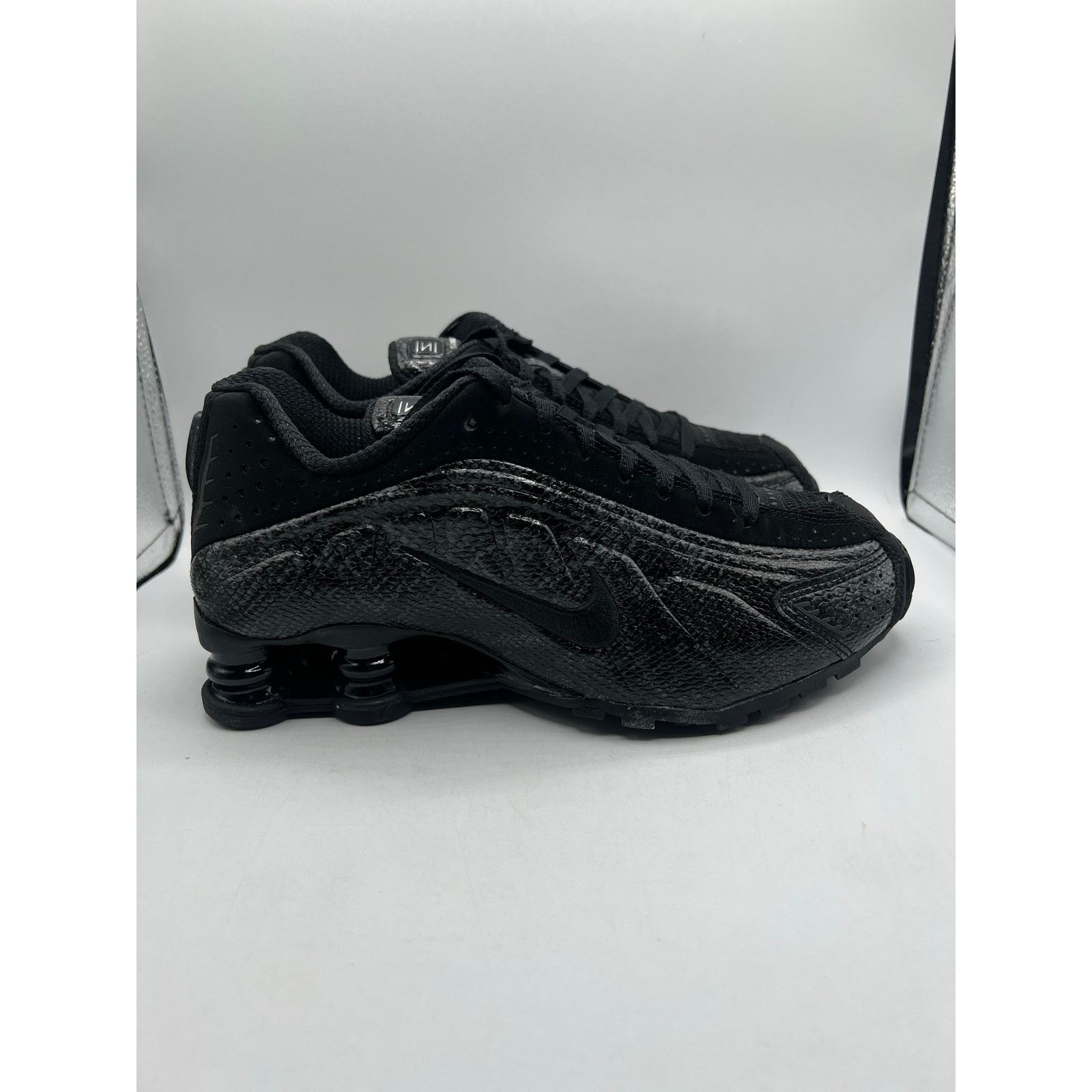 Nike Nike Shox Z “Black Snake Print” size 6 women’s Size US 6 / IT 36 - 3 Thumbnail