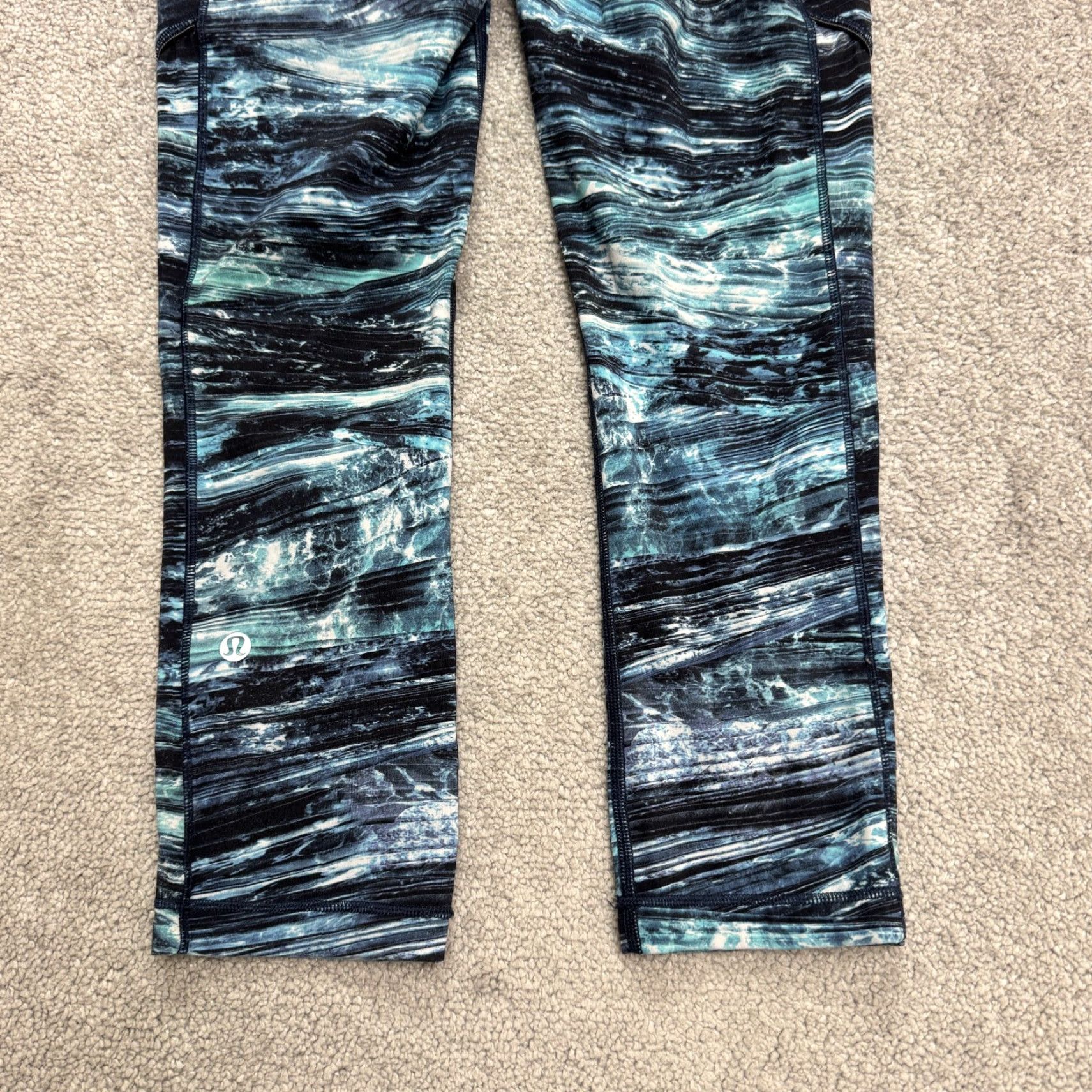 Lululemon Lululemon Speed Up Tidal Multi Blue Wave Crop Leggings Womens 4 Active Run Yoga Size 27" / US 4 / IT 40 - 3 Thumbnail