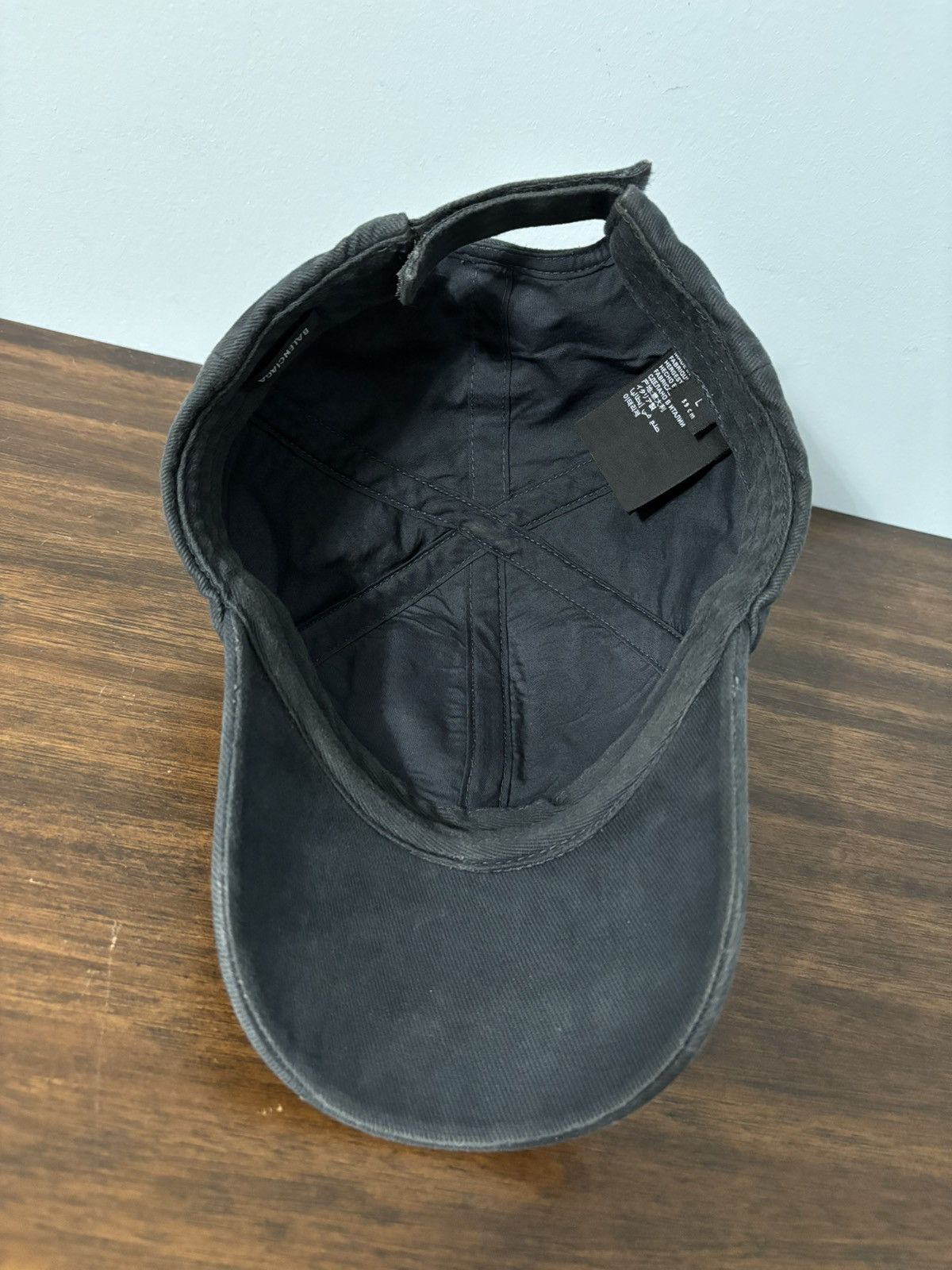 Balenciaga Balenciaga BB Graffiti Logo Spray Paint Hat Size ONE SIZE - 5 Thumbnail