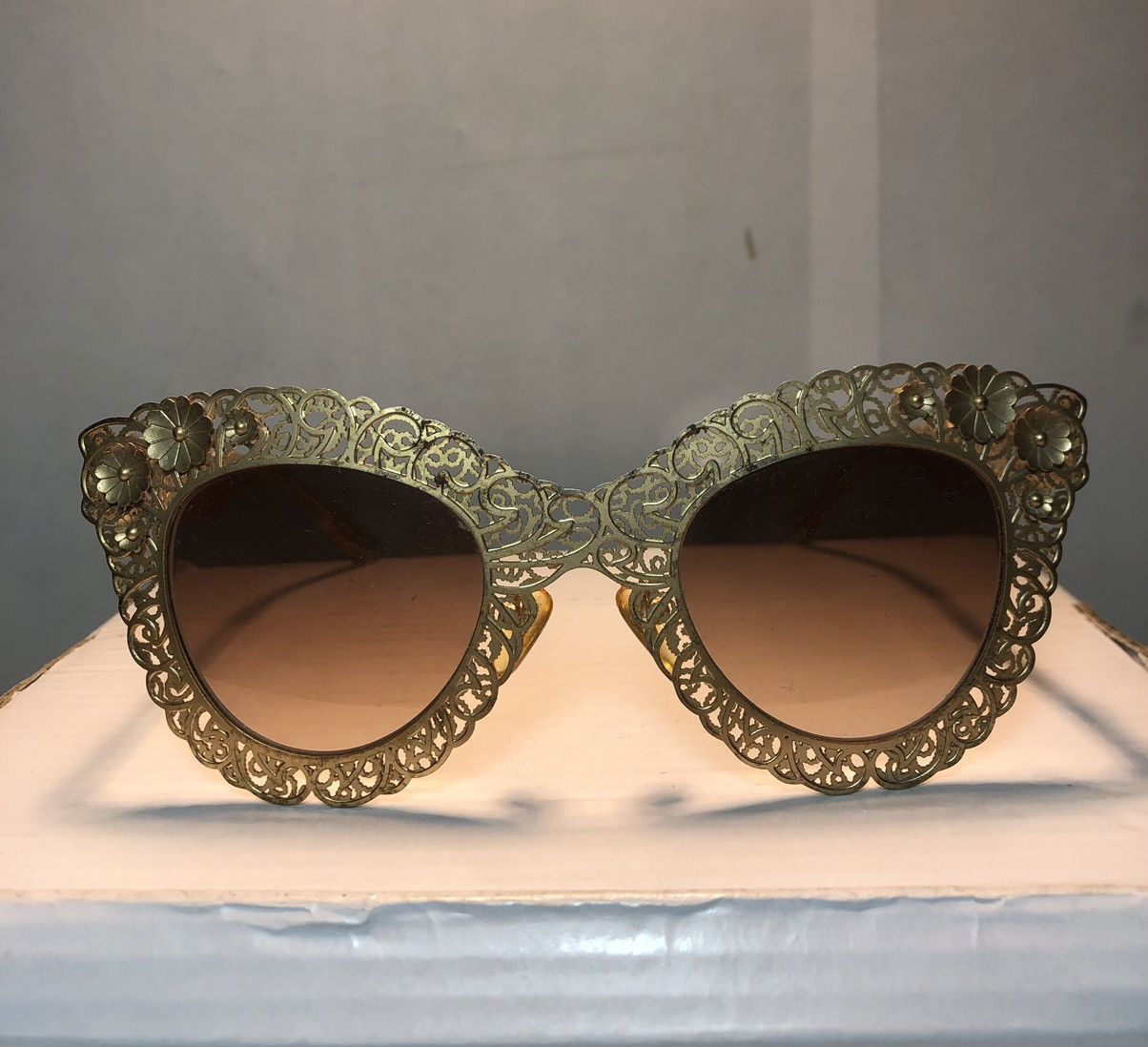 Dolce & Gabbana Dolce & gabbana golden filigree frame sunglasses Size ONE SIZE - 3 Thumbnail