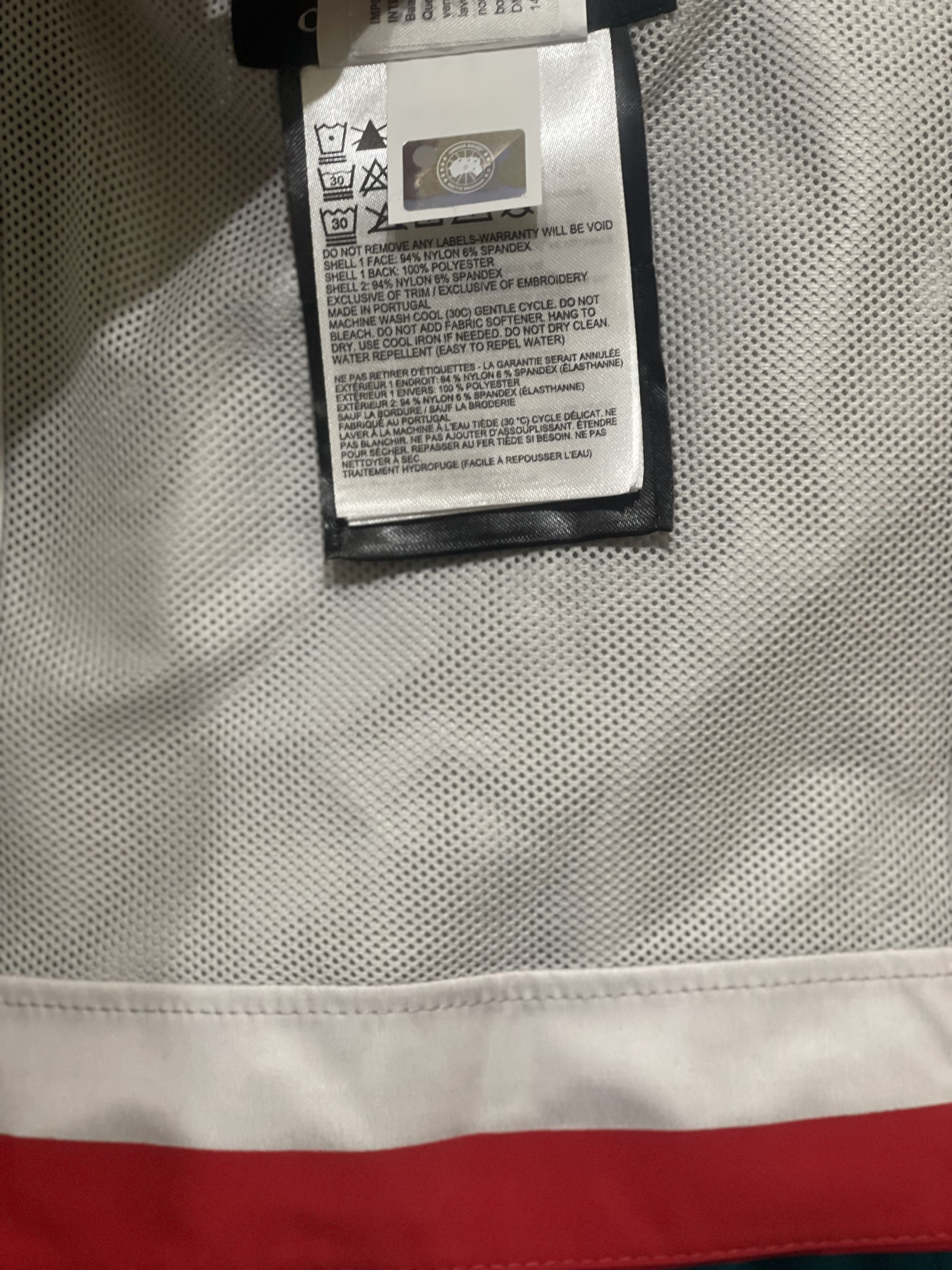 Canada Goose Canada Goose Nanaimo raincoat goretex jacket Size US XS / EU 42 / 0 - 16 Thumbnail