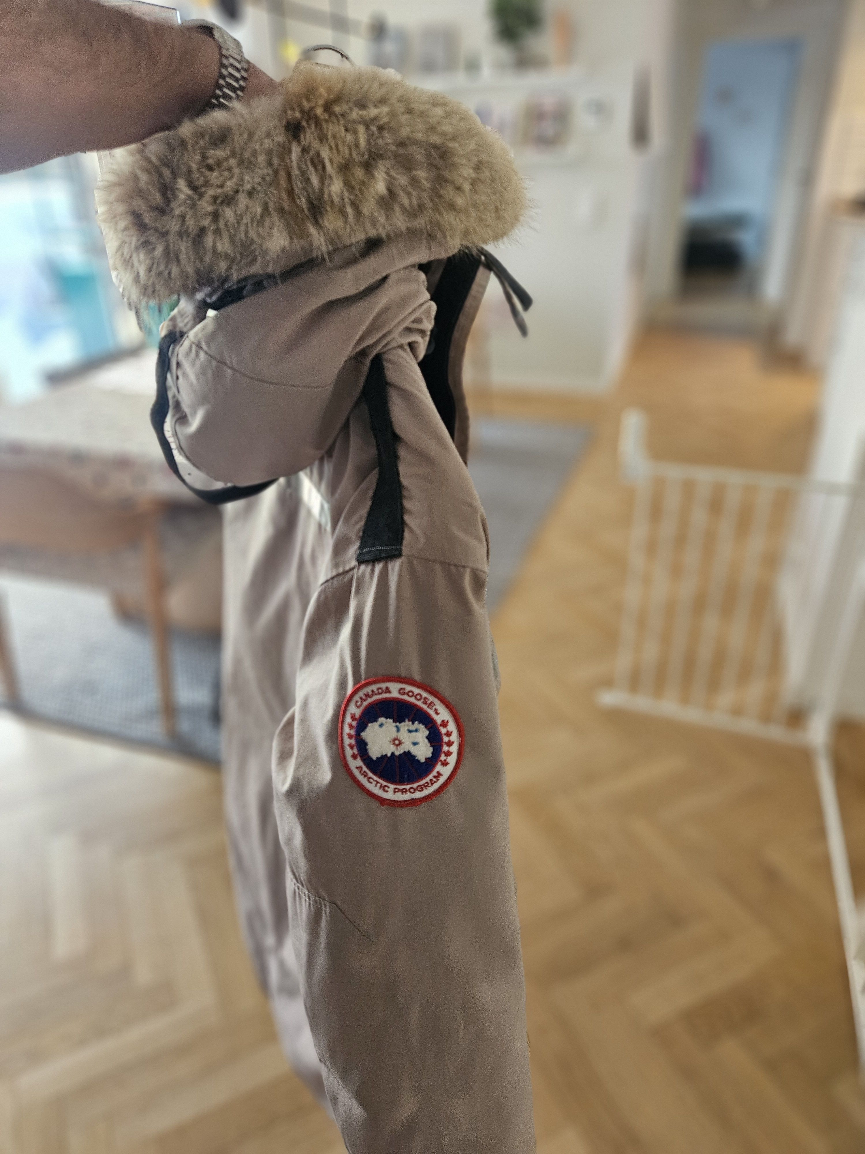 Canada Goose Vintage Canada Goose Resolute Parka - Right arm Patch (S) Size US L / EU 52-54 / 3 - 5 Thumbnail