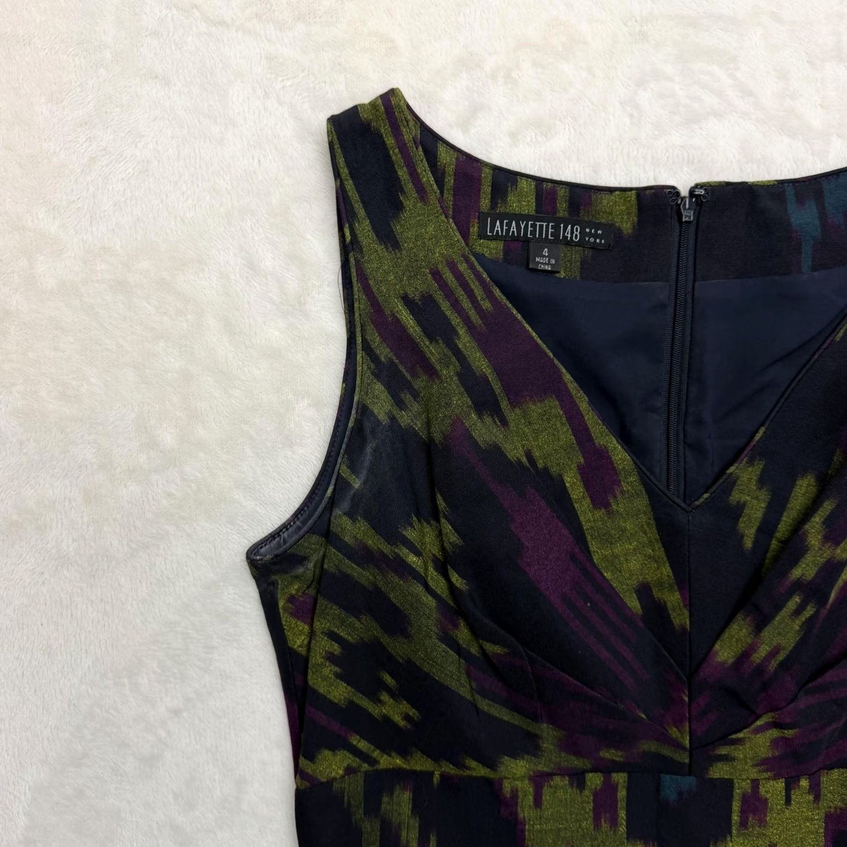 Vintage Lafayette 148 New York Dress Womens 4 Black Ikat Sheath V Neck Lined Knee Length Size S / US 4 / IT 40 - 5 Thumbnail