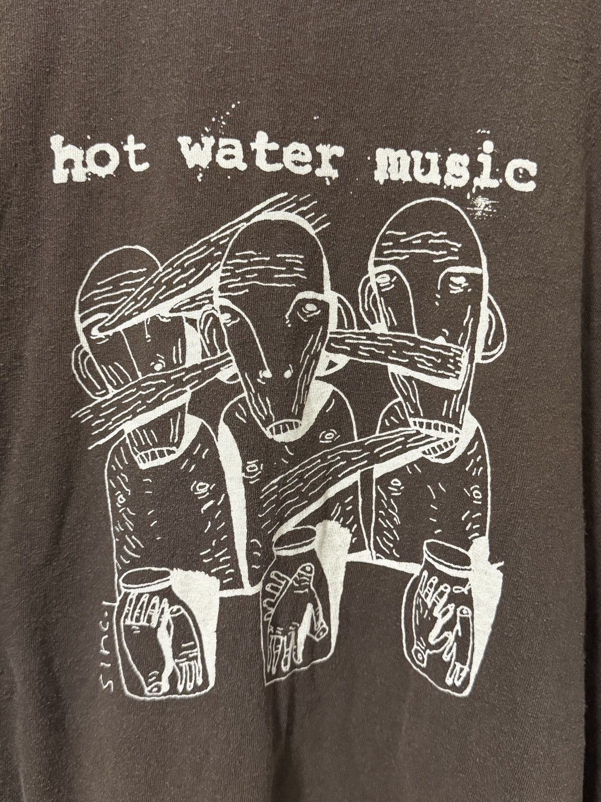 Band Tees HOT WATER MUSIC Size US XL / EU 56 / 4 - 2 Thumbnail