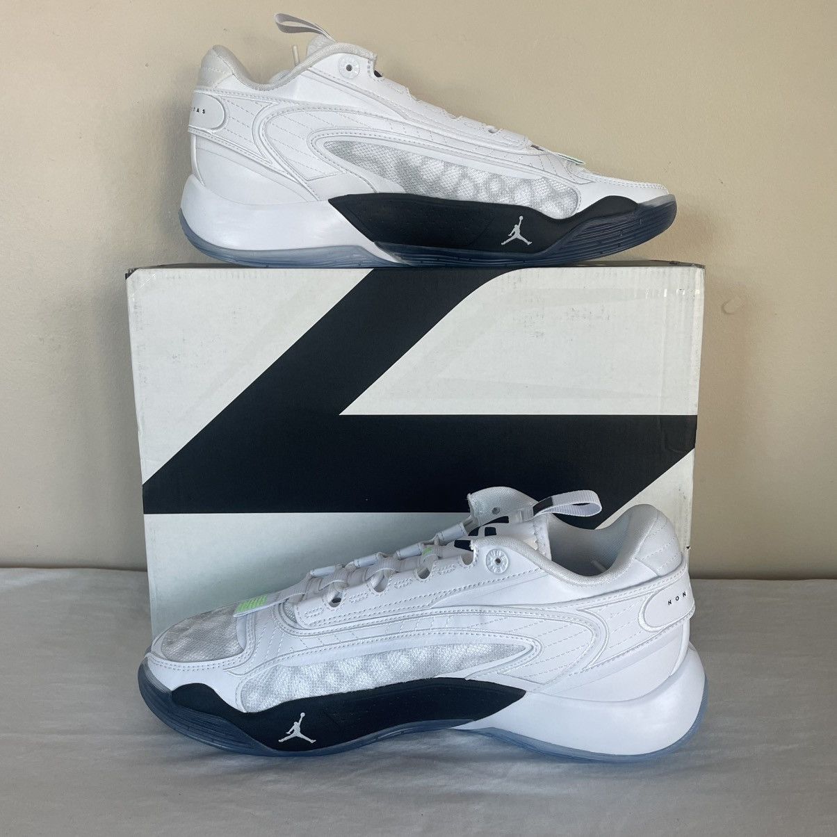 Jordan Brand × Nike Jordan Luka 2 Trick Shot Mens US Size 9.5 DX8733-103 Size US 9.5 / EU 42-43 - 2 Thumbnail