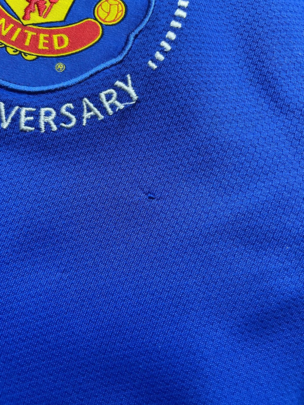 Nike Manchester united nike vintage soccer jersey size L large Size US L / EU 52-54 / 3 - 6 Thumbnail